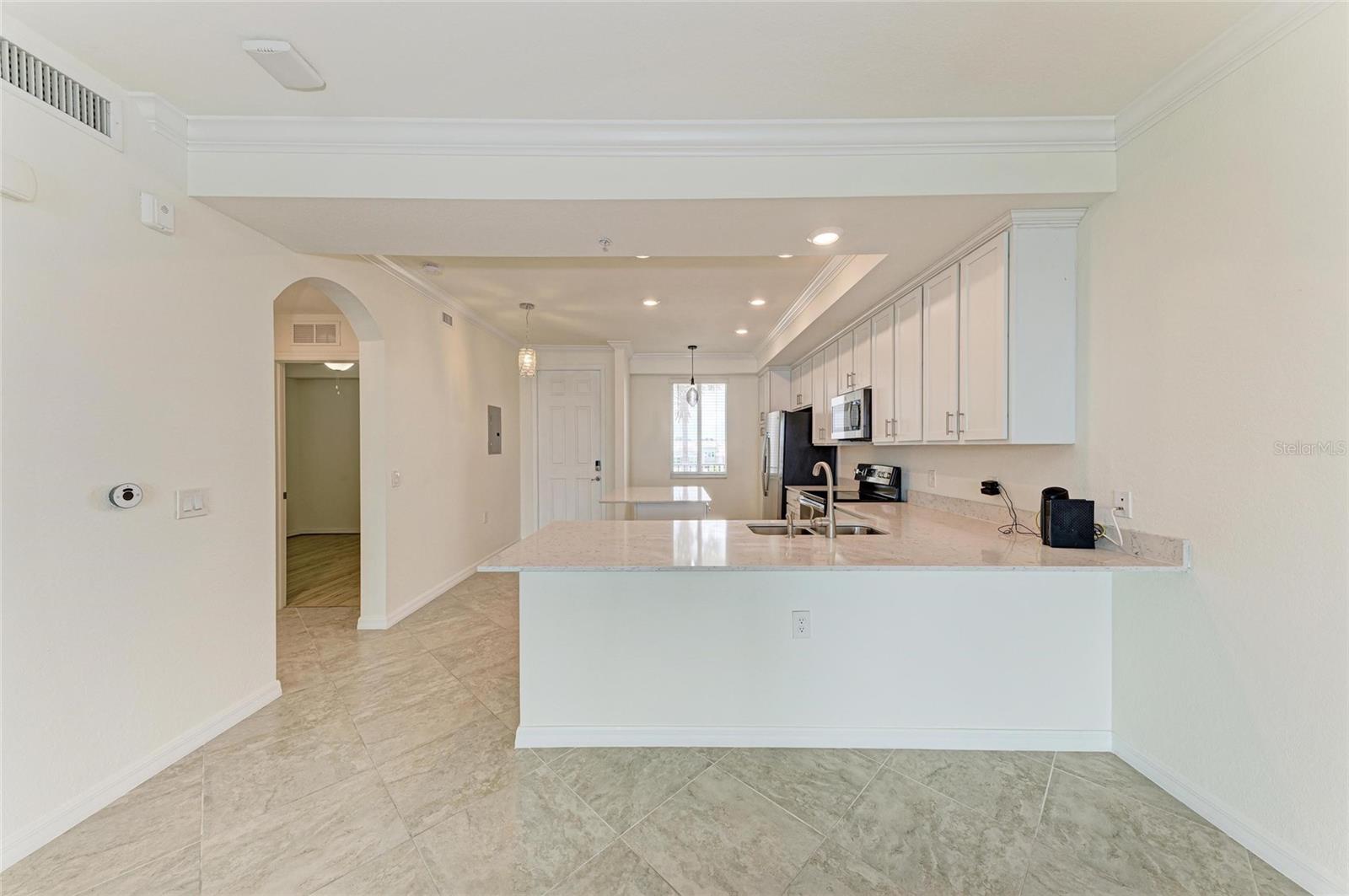 1010 Tidewater Shores Unit 304, Bradenton, FL 34208
