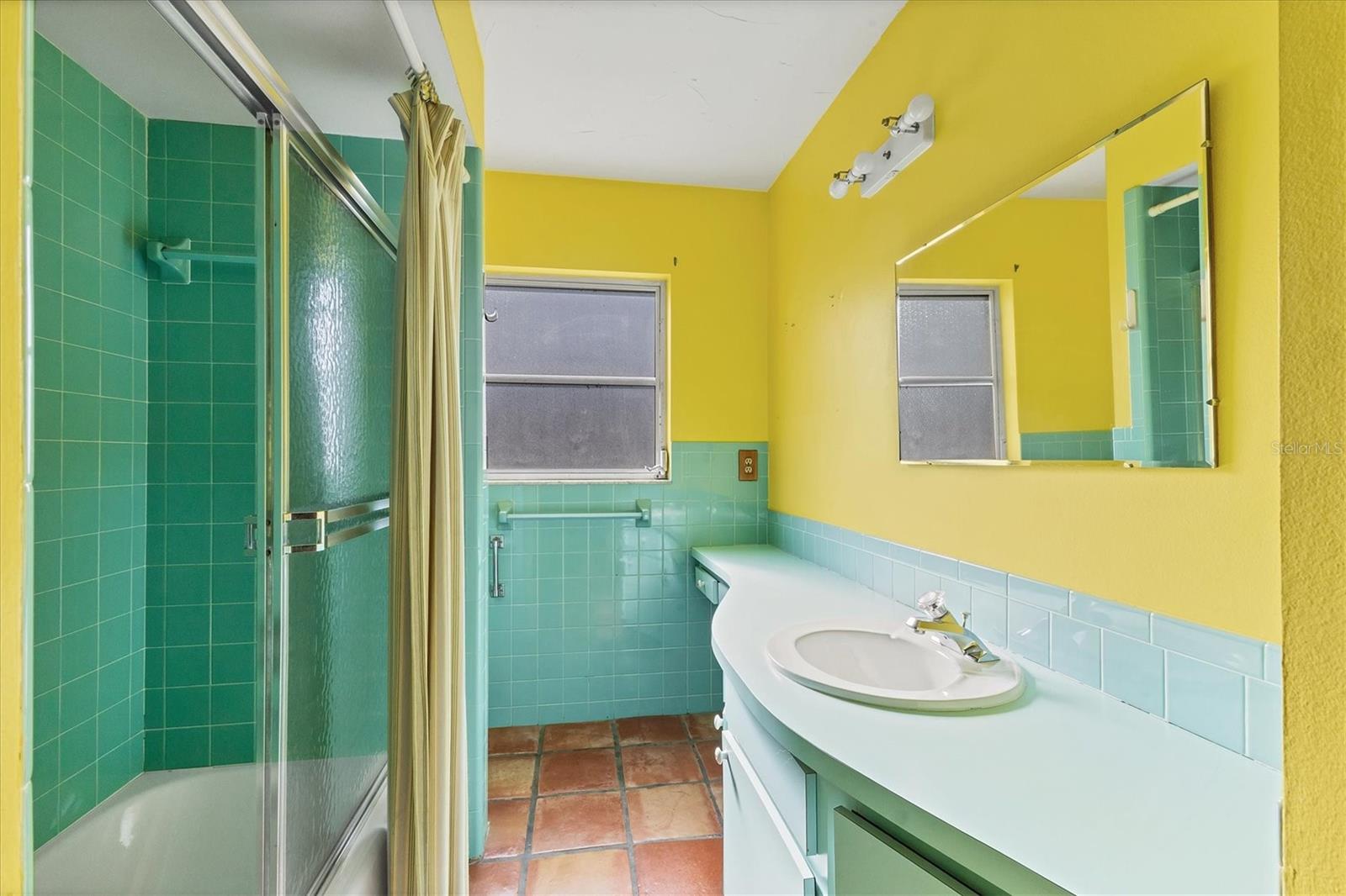 4704 18th, Bradenton, FL 34209