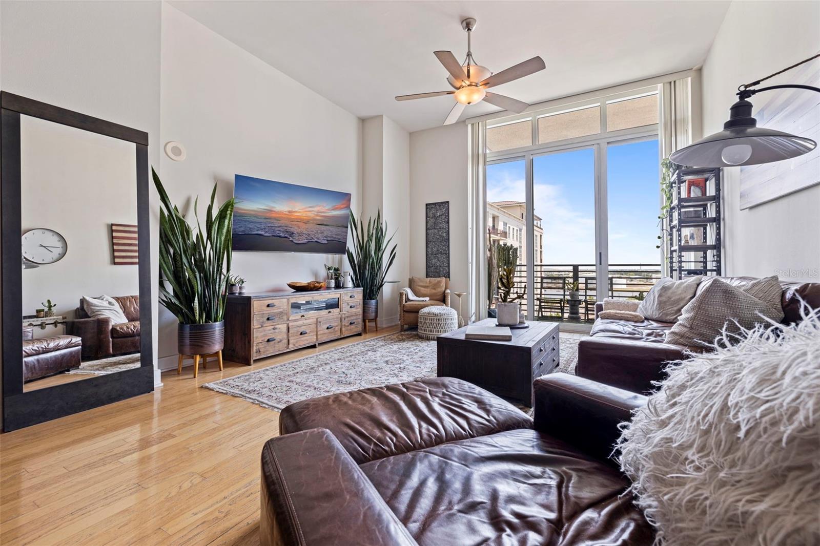 1208 Kennedy Unit 831, Tampa, FL 33602