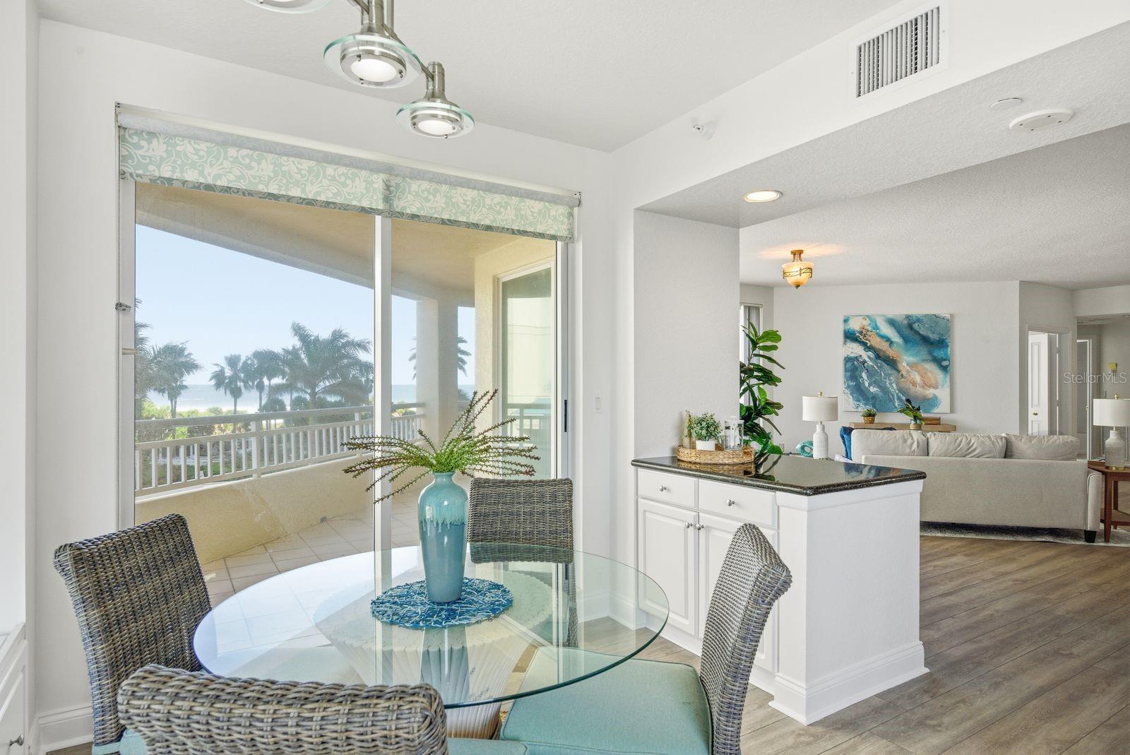 1170 Gulf Unit 305, Clearwater Beach, FL 33767