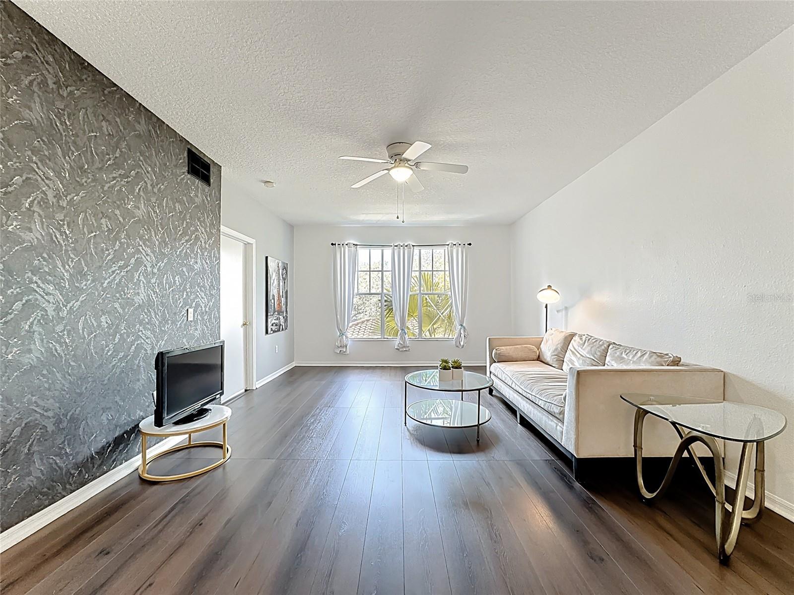 5548 Metrowest Unit 209, Orlando, FL 32811