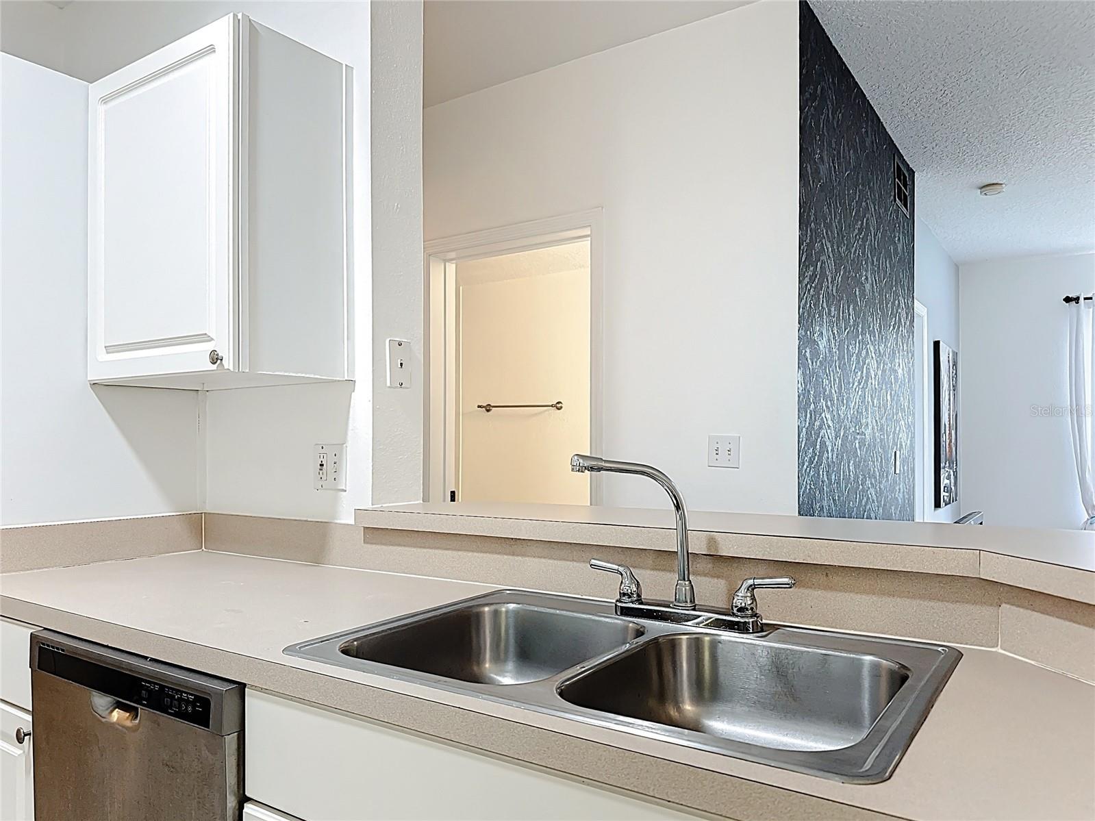 5548 Metrowest Unit 209, Orlando, FL 32811