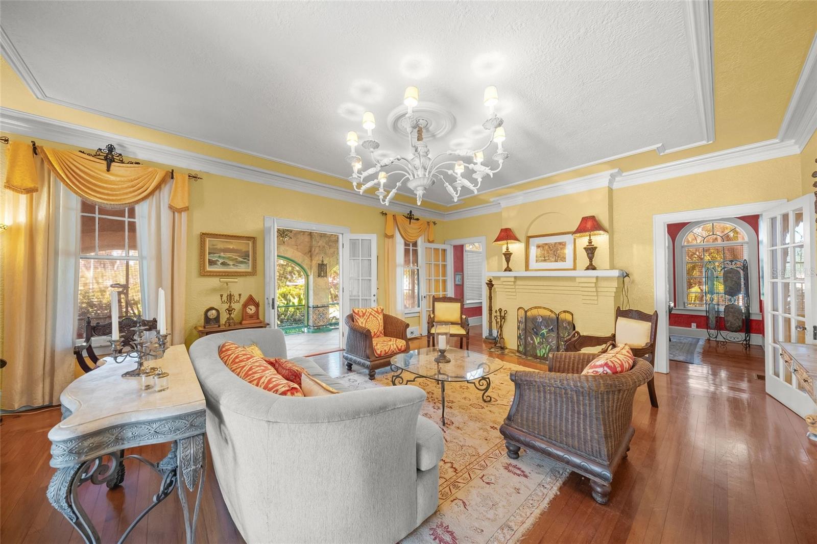 2830 Bay Shore, Sarasota, FL 34234