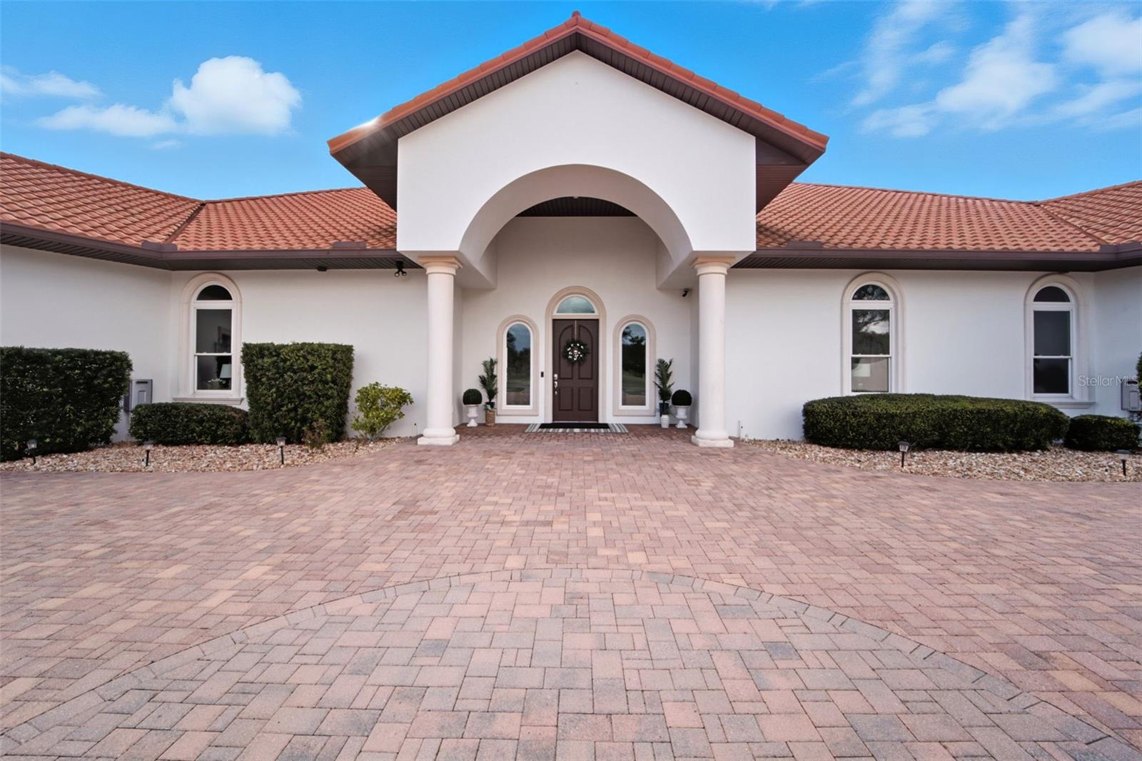 3215 Gulf City, Ruskin, FL 33570