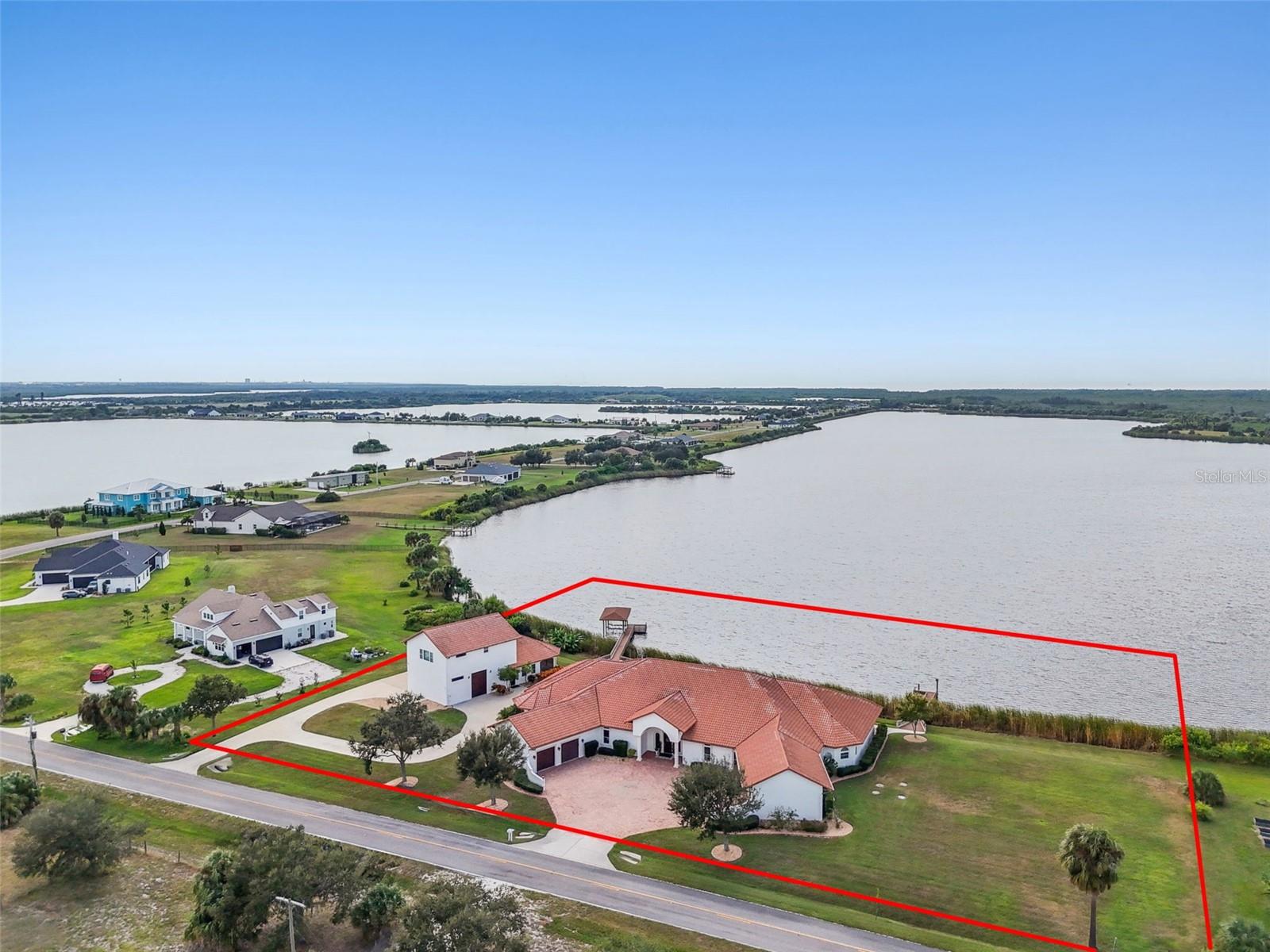 3215 Gulf City, Ruskin, FL 33570