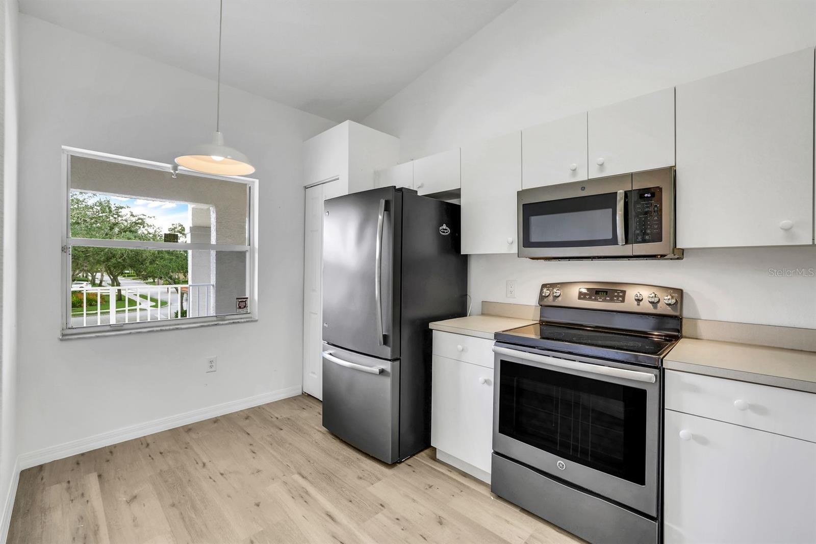 6635 Huntington Lakes Unit 202, Naples, FL 34119