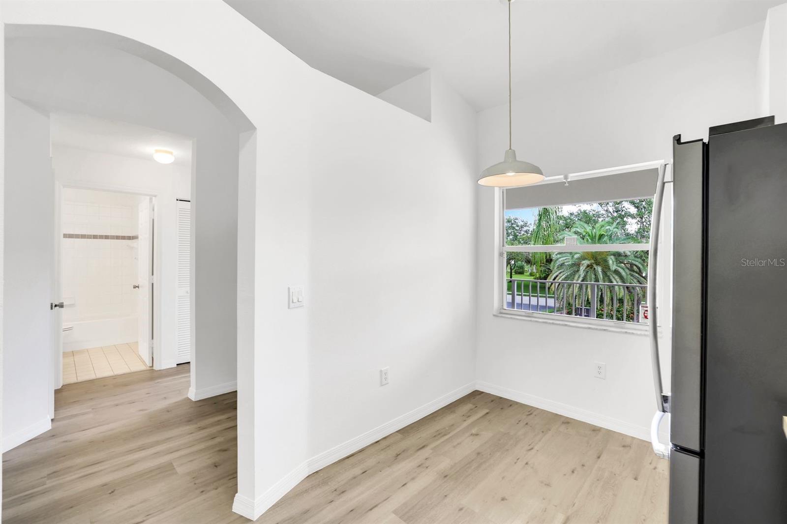 6635 Huntington Lakes Unit 202, Naples, FL 34119
