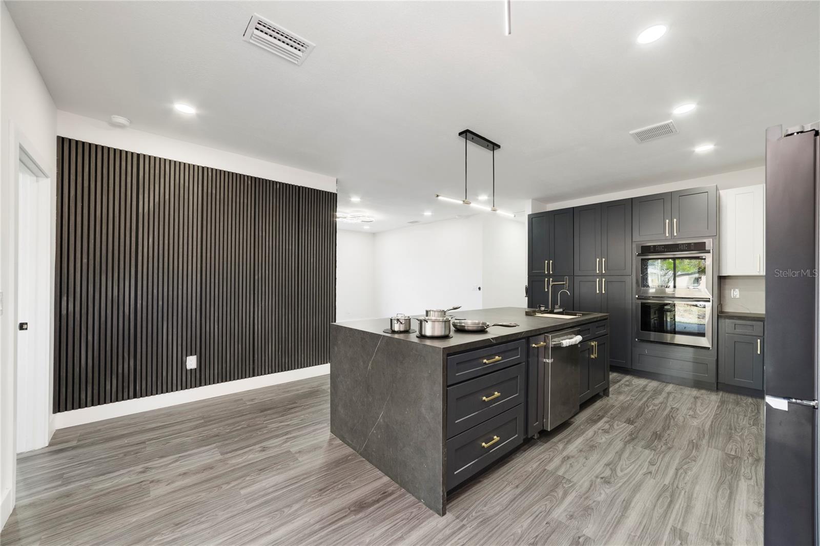 1013 Randall, Orlando, FL 32805