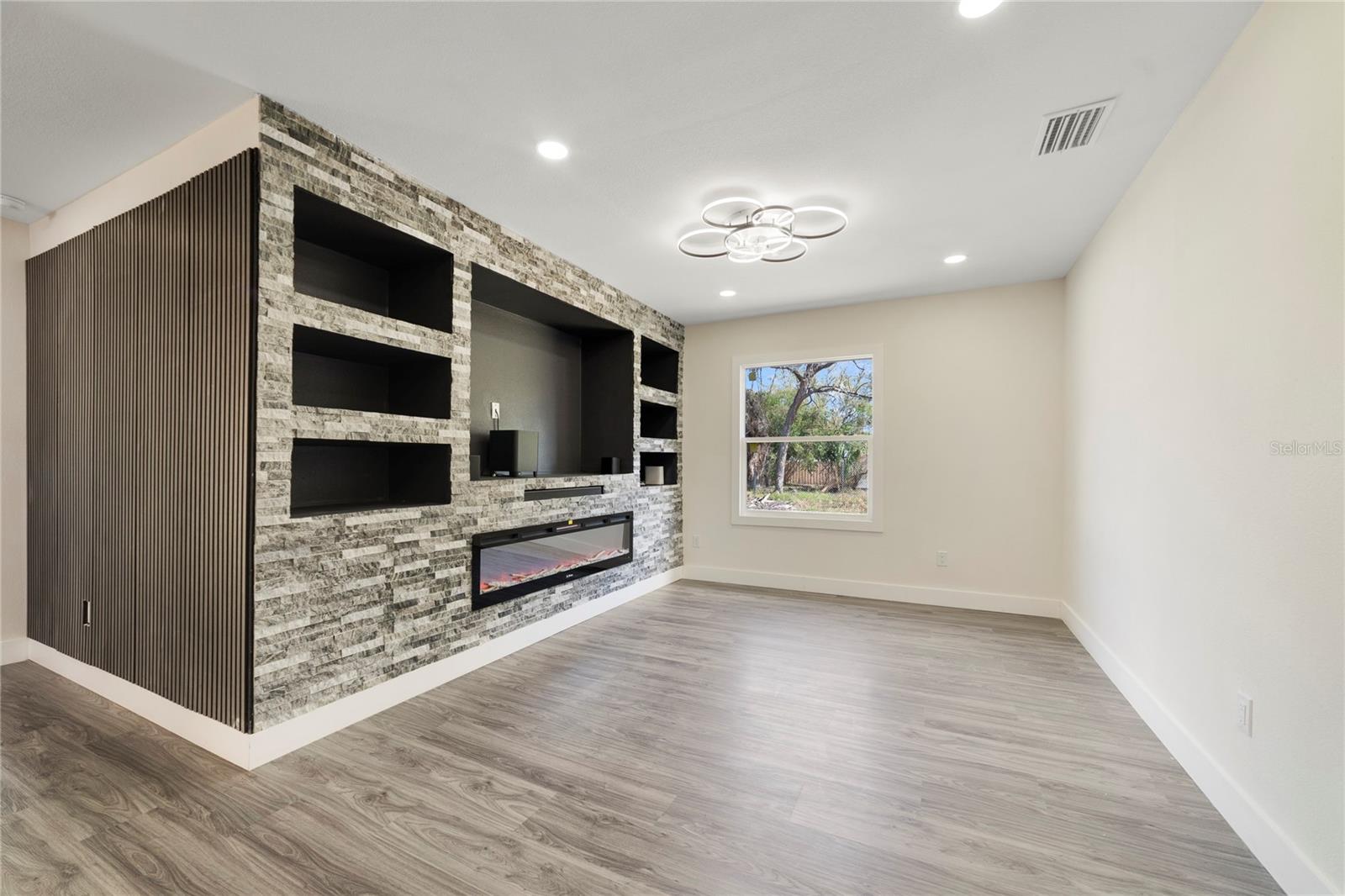 1013 Randall, Orlando, FL 32805