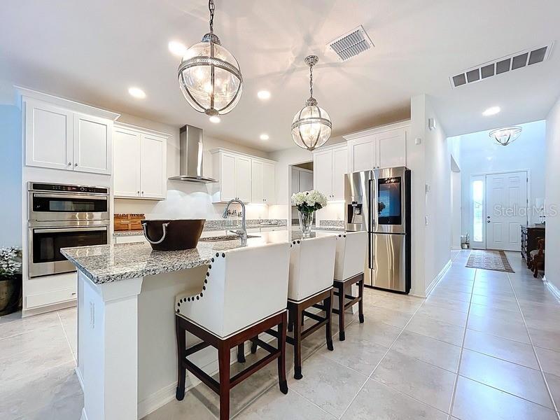 2450 Sunny Pebble, Zephyrhills, FL 33540