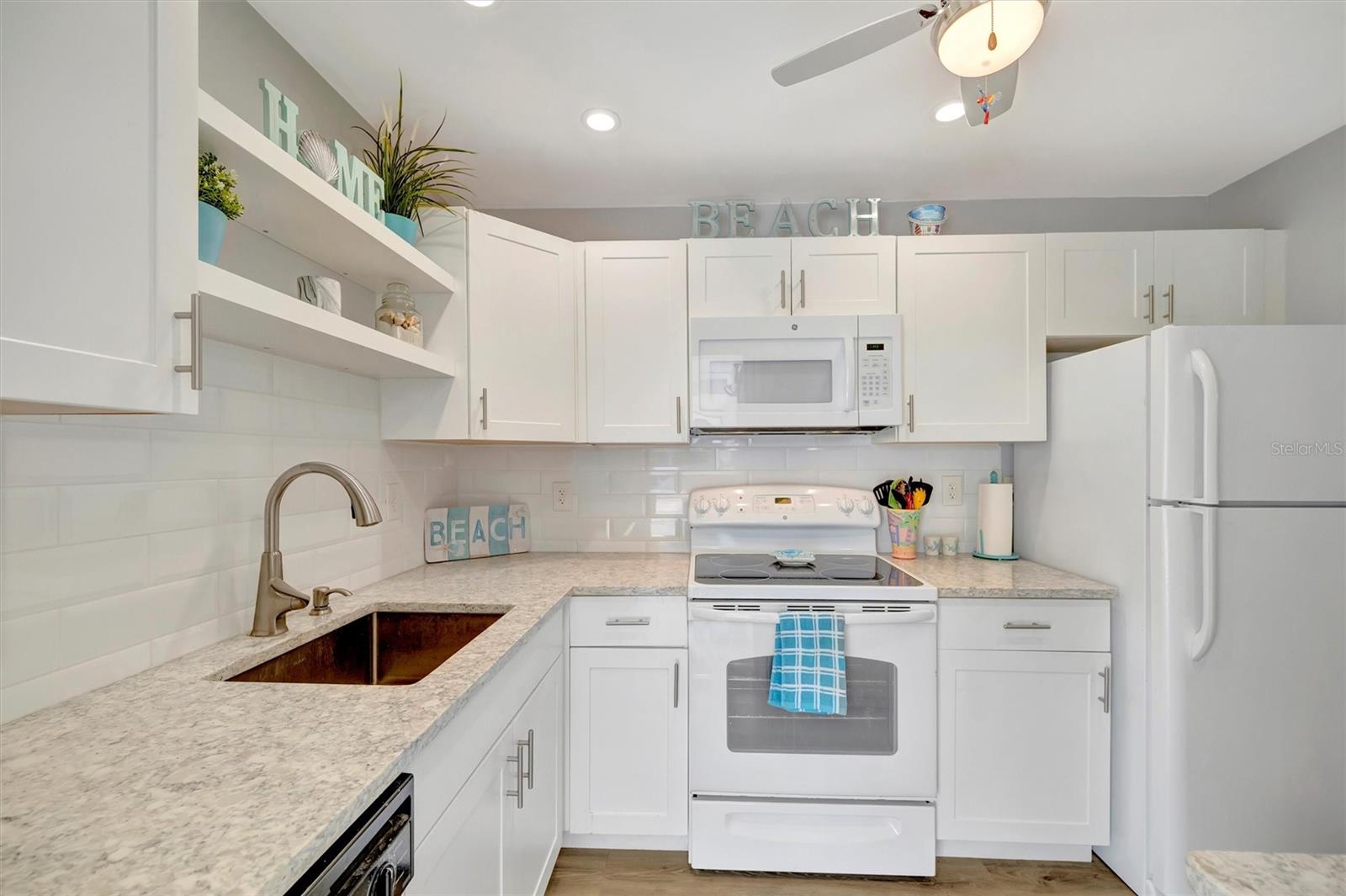 6057 Coral Unit 3, Bradenton, FL 34207