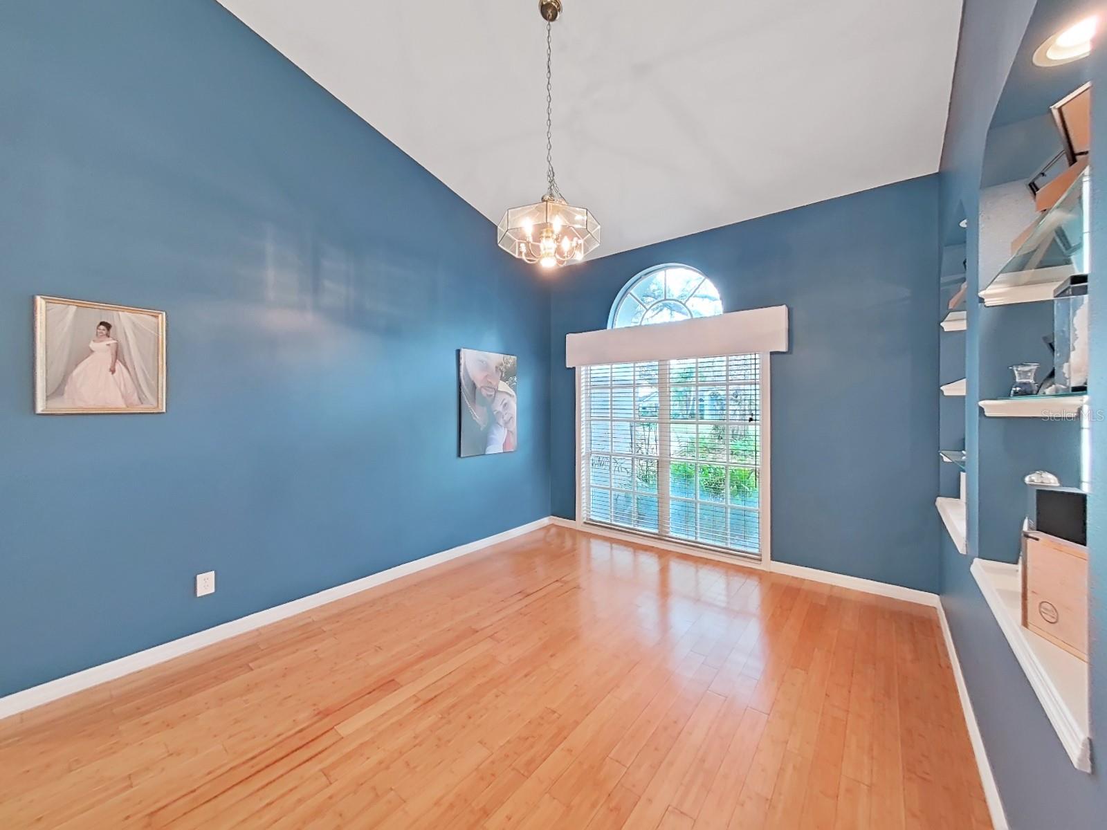 17307 Oak Ledge, Lutz, FL 33549