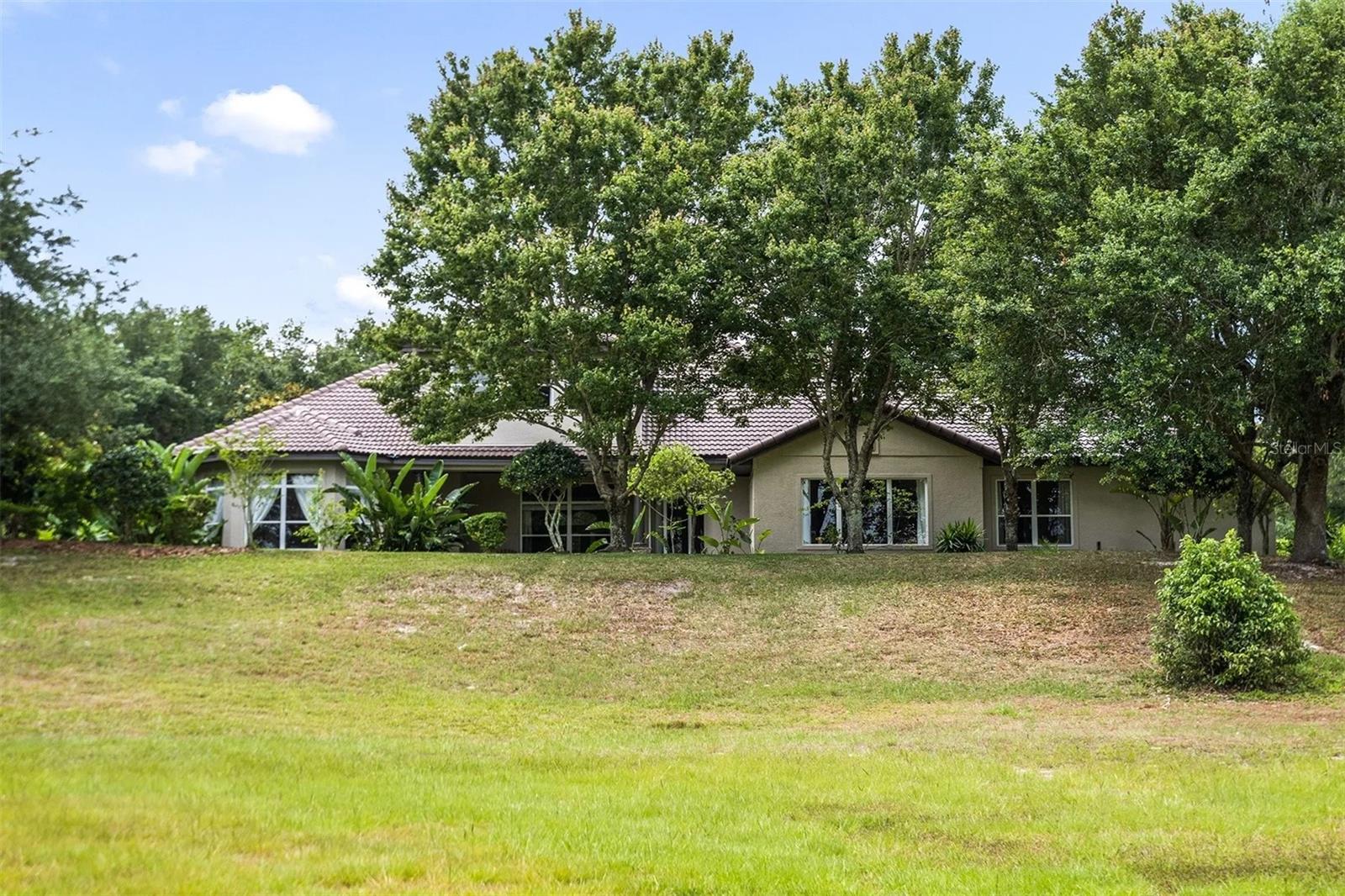 25551 Hawks Run, Sorrento, FL 32776