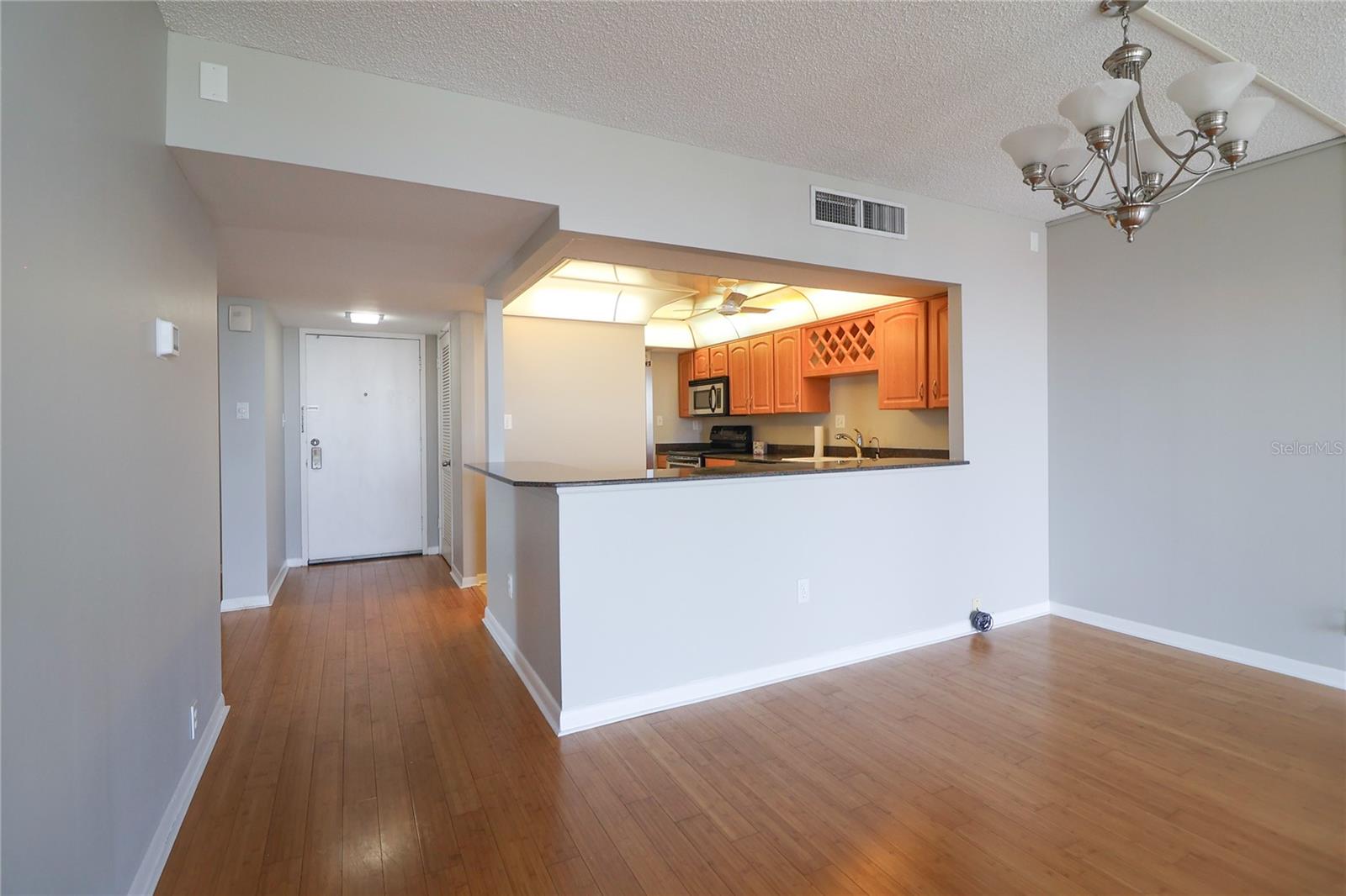 7400 Sun Island Unit 501, South Pasadena, FL 33707