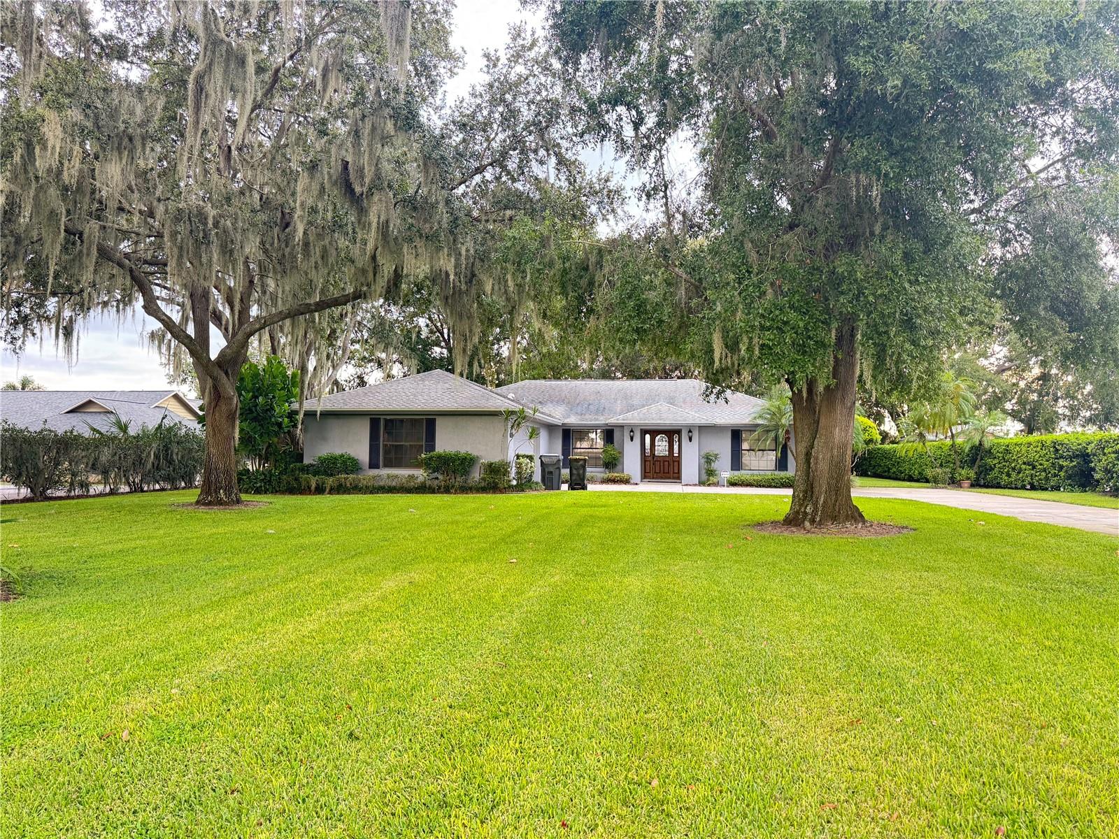 10 Ft Clinch Heights, Frostproof, FL 33843