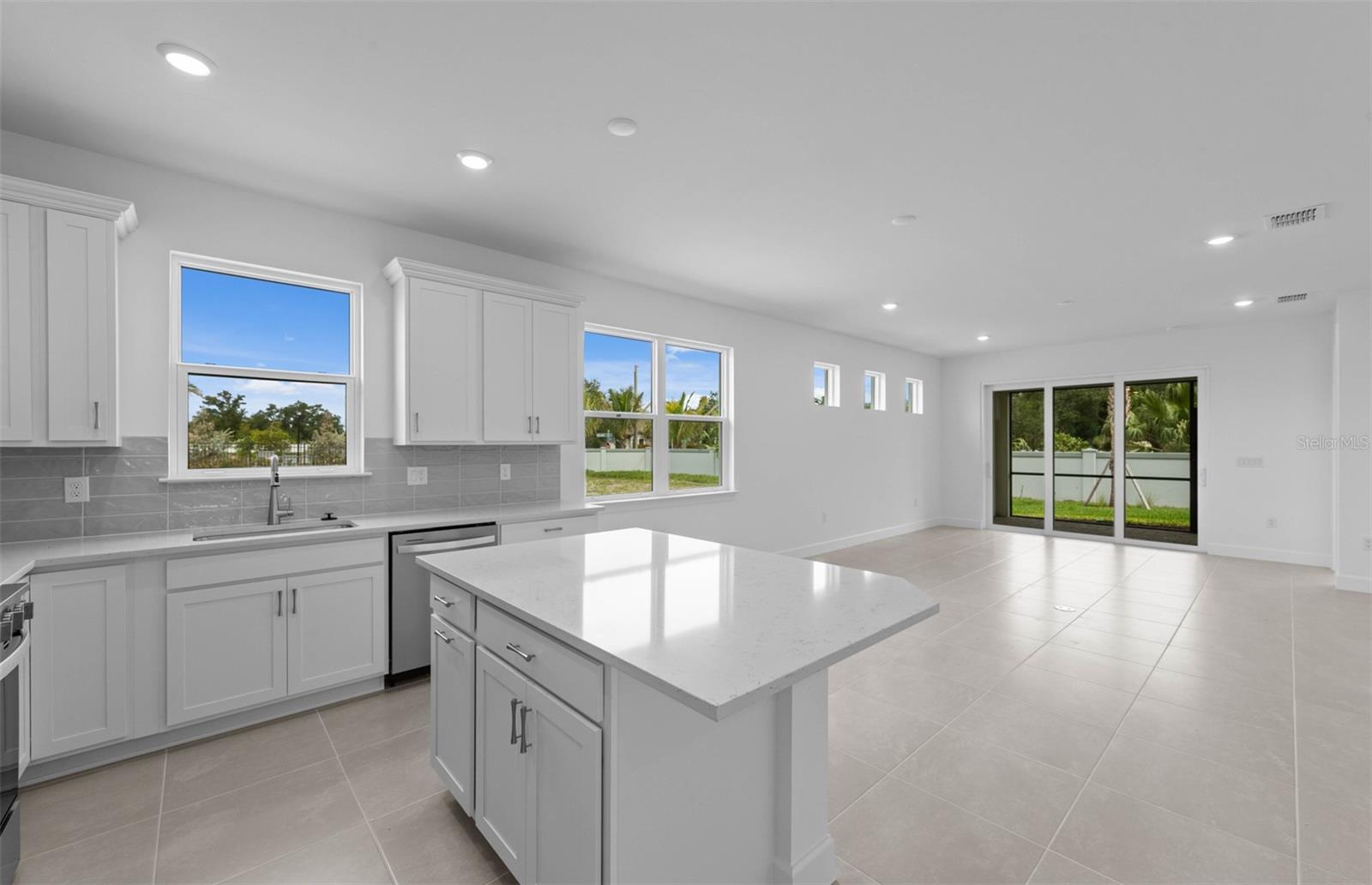 1596 Tavira, Englewood, FL 34223