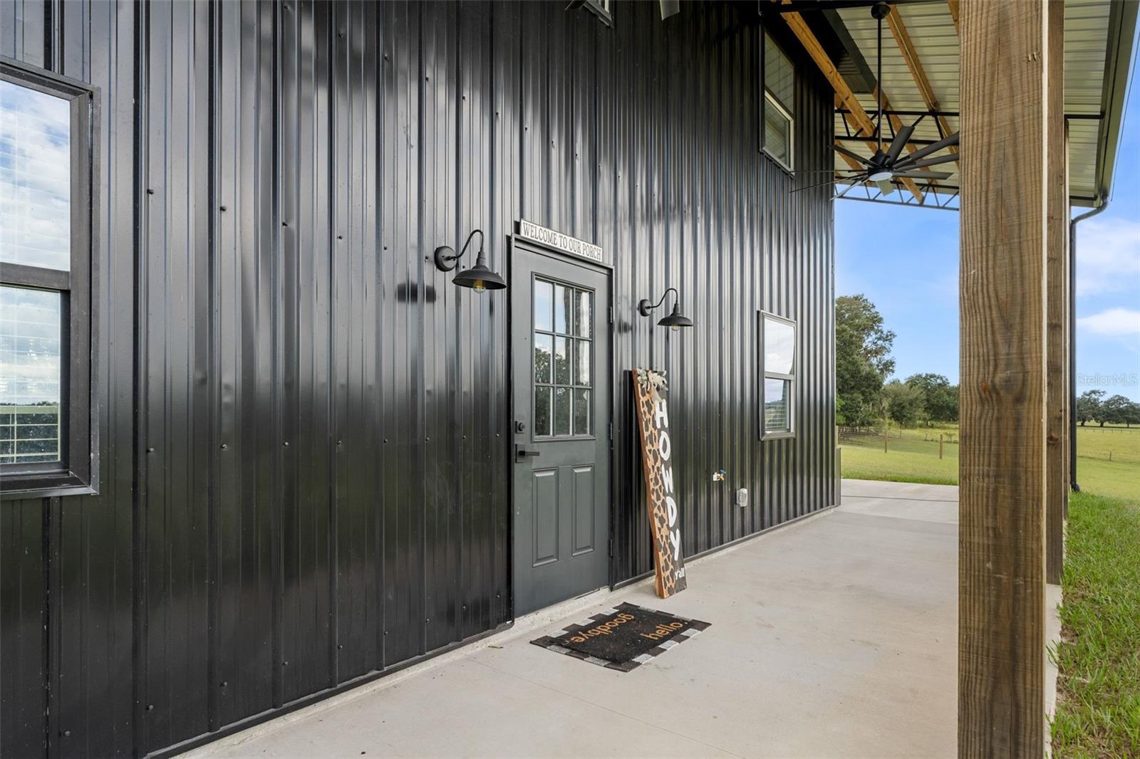 23220 NW 27th St, Morriston, FL 32668