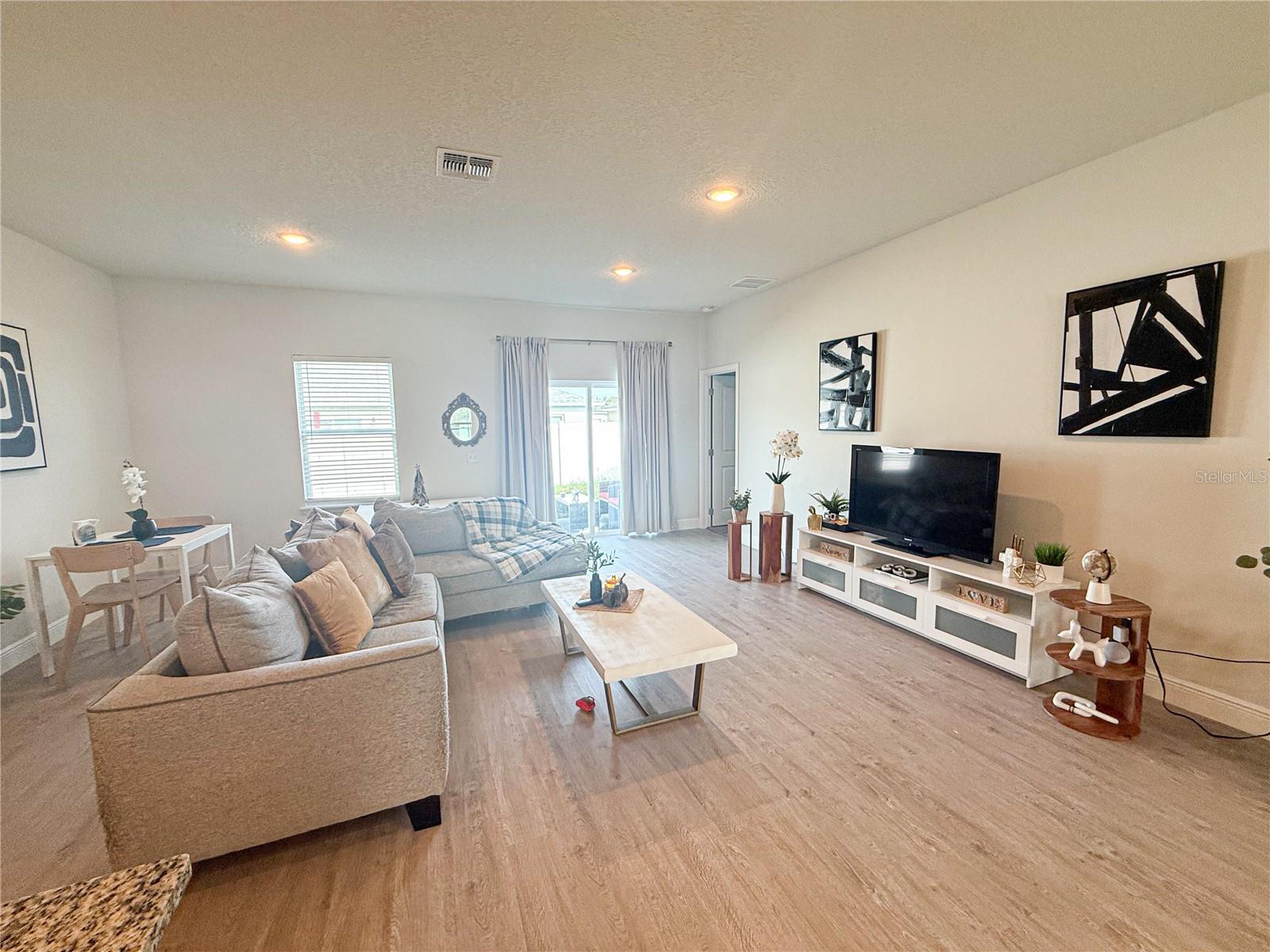 25 Zinnia, Kissimmee, FL 34759