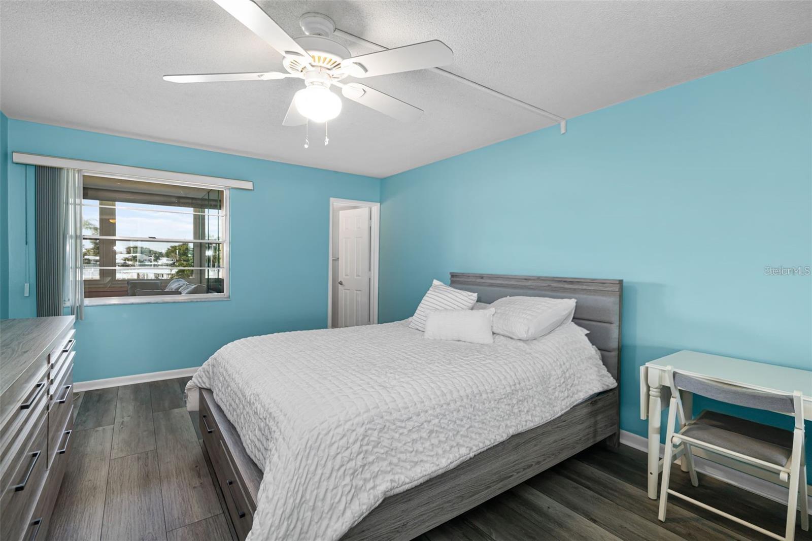 1868 Shore Unit 207, South Pasadena, FL 33707