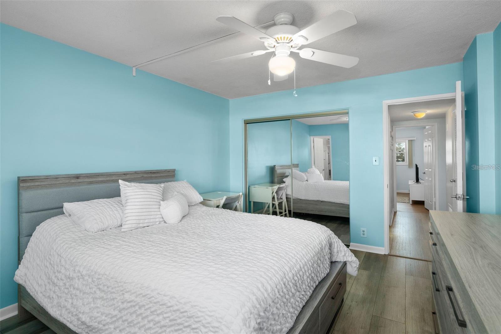 1868 Shore Unit 207, South Pasadena, FL 33707