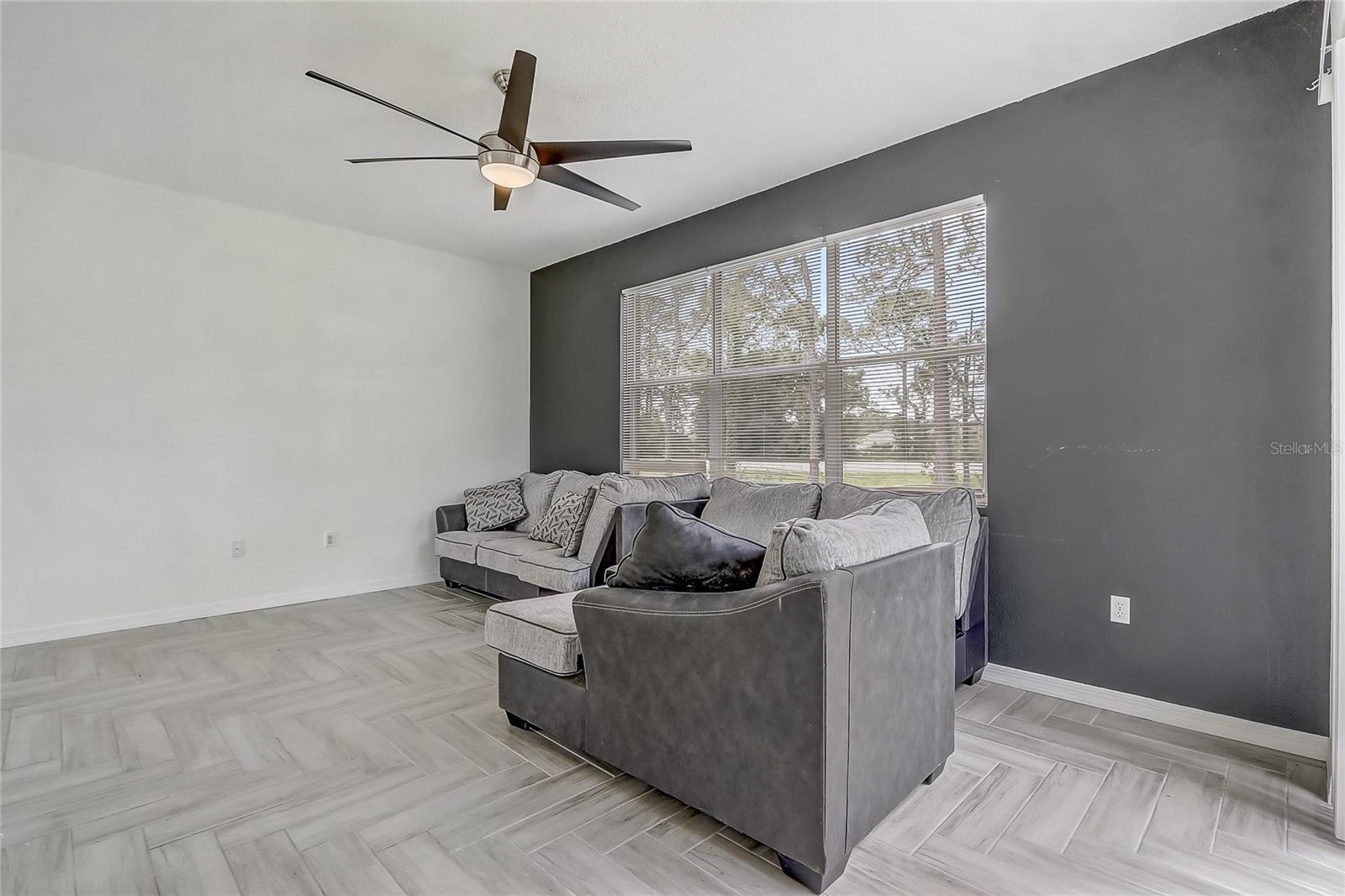 1023 Embrun, Kissimmee, FL 34759