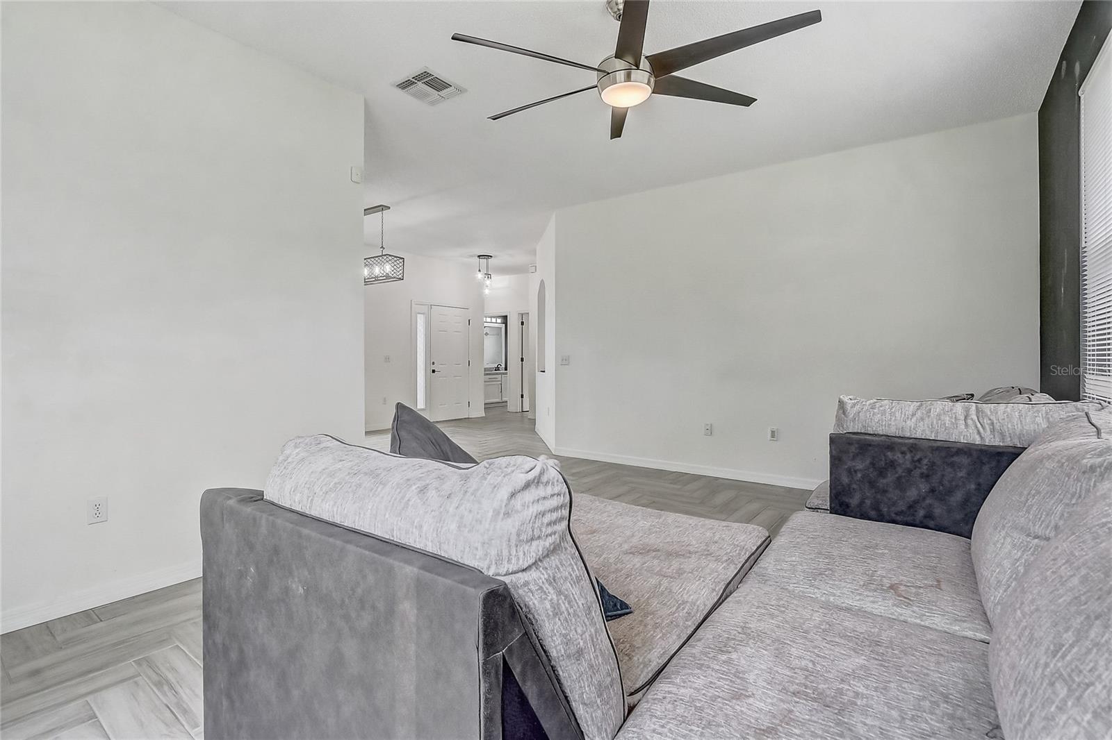 1023 Embrun, Kissimmee, FL 34759