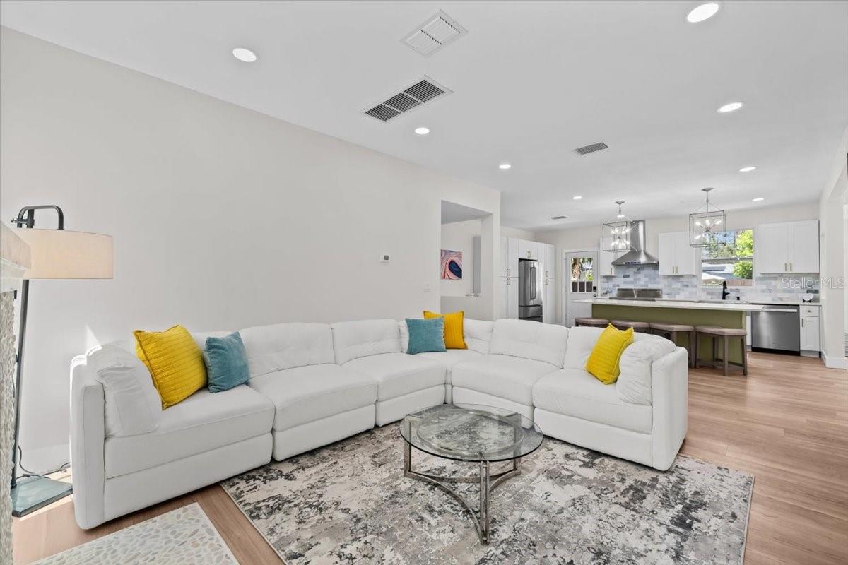 219 Missouri, Clearwater, FL 33755