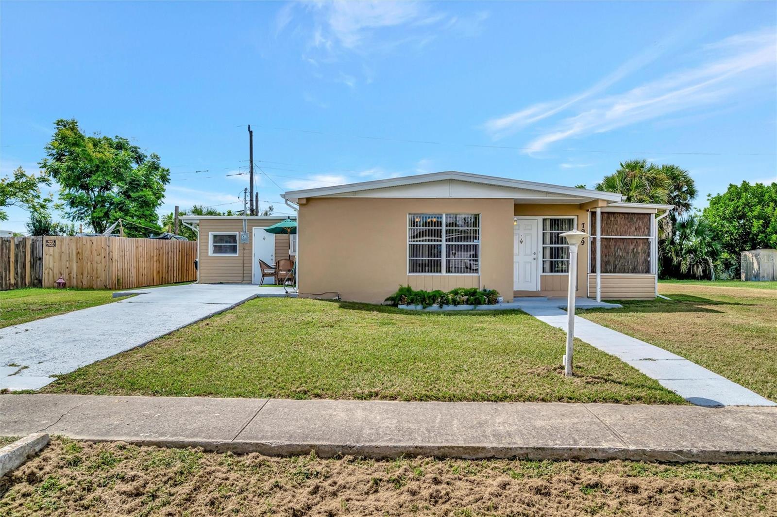 7959 Hyde Park, North Port, FL 34287