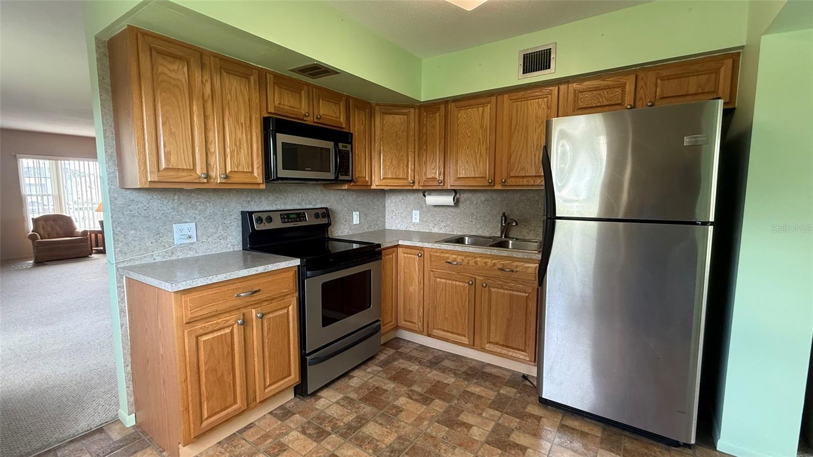 2460 Canadian Unit 48, Clearwater, FL 33763