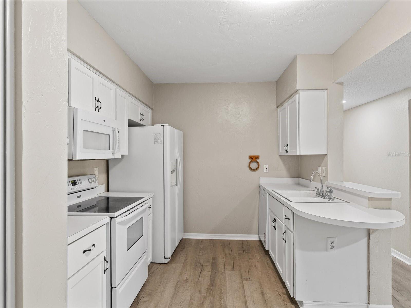 3358 Mermoor Unit 102, Palm Harbor, FL 34685