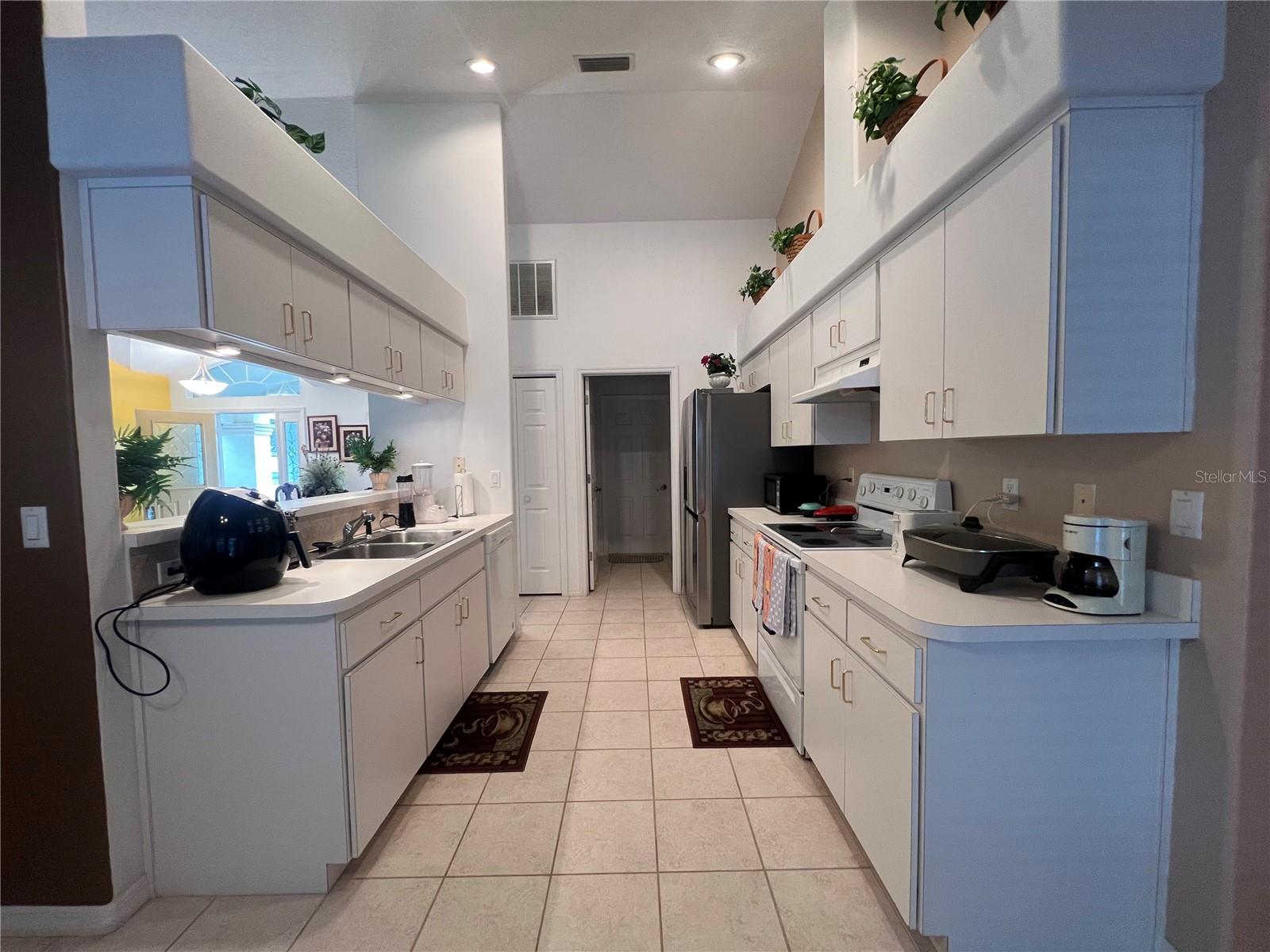 9998 Langdon, Citrus Springs, FL 34434