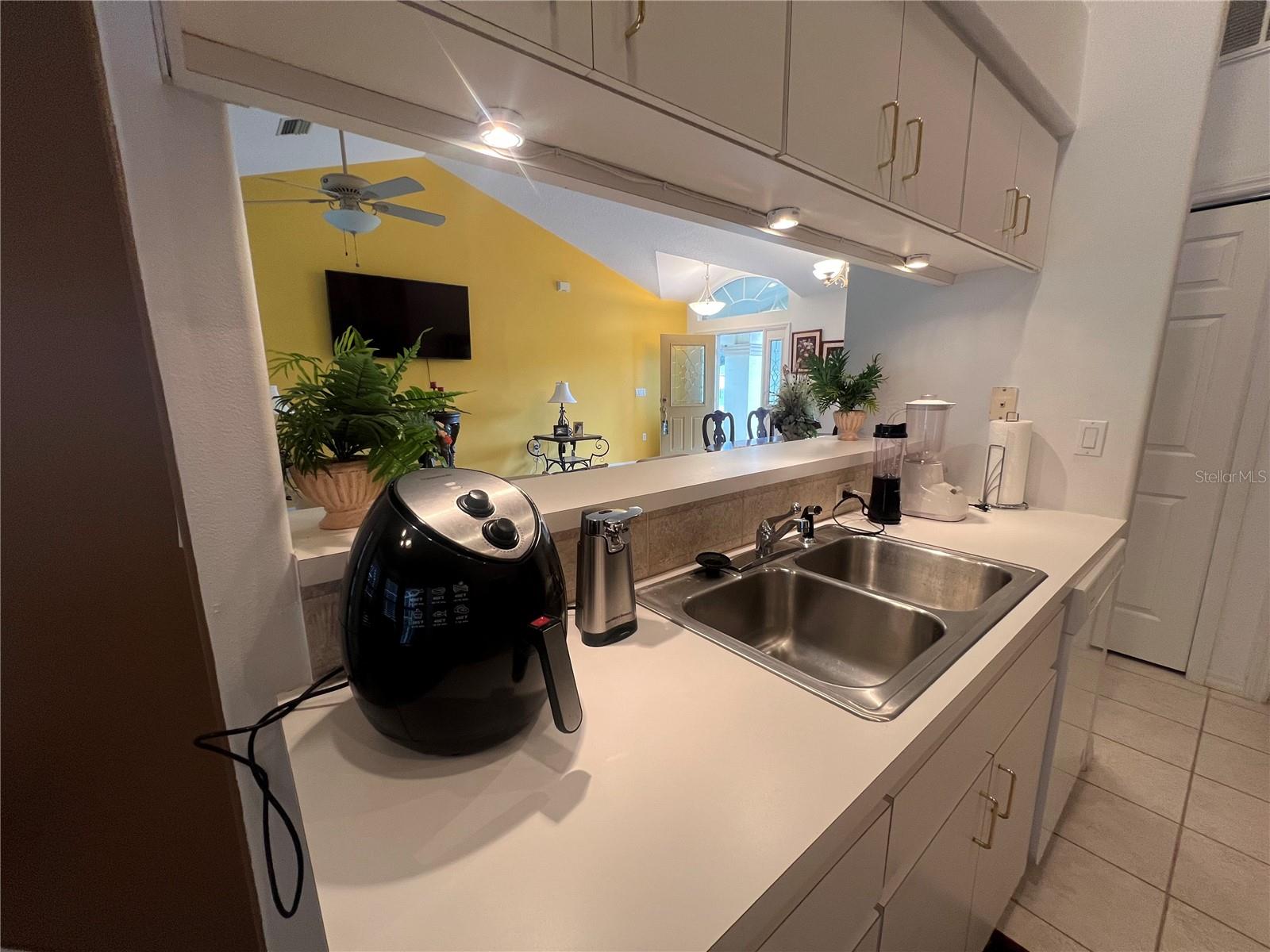 9998 Langdon, Citrus Springs, FL 34434