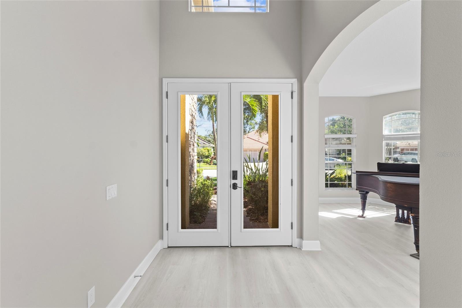 8134 Santa Rosa, Sarasota, FL 34243