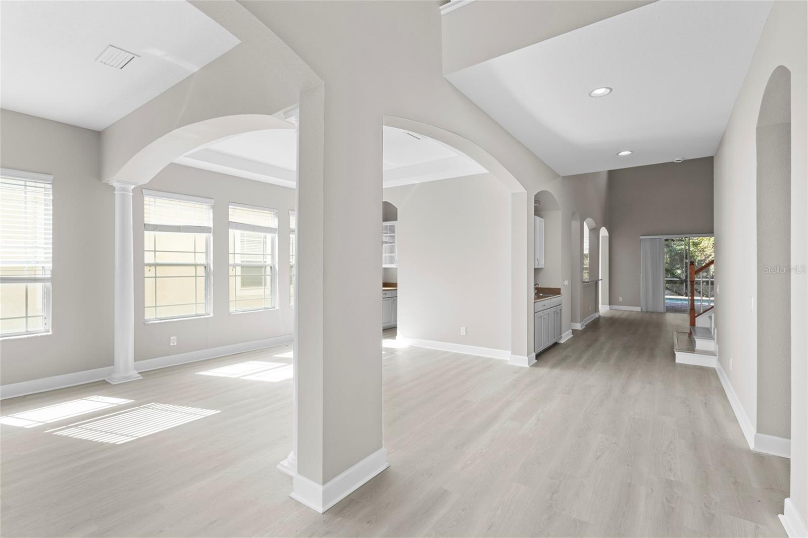 8134 Santa Rosa, Sarasota, FL 34243