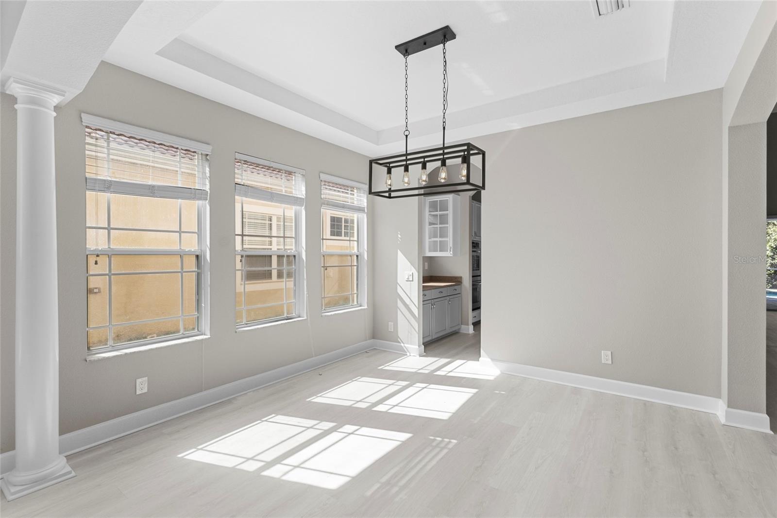 8134 Santa Rosa, Sarasota, FL 34243