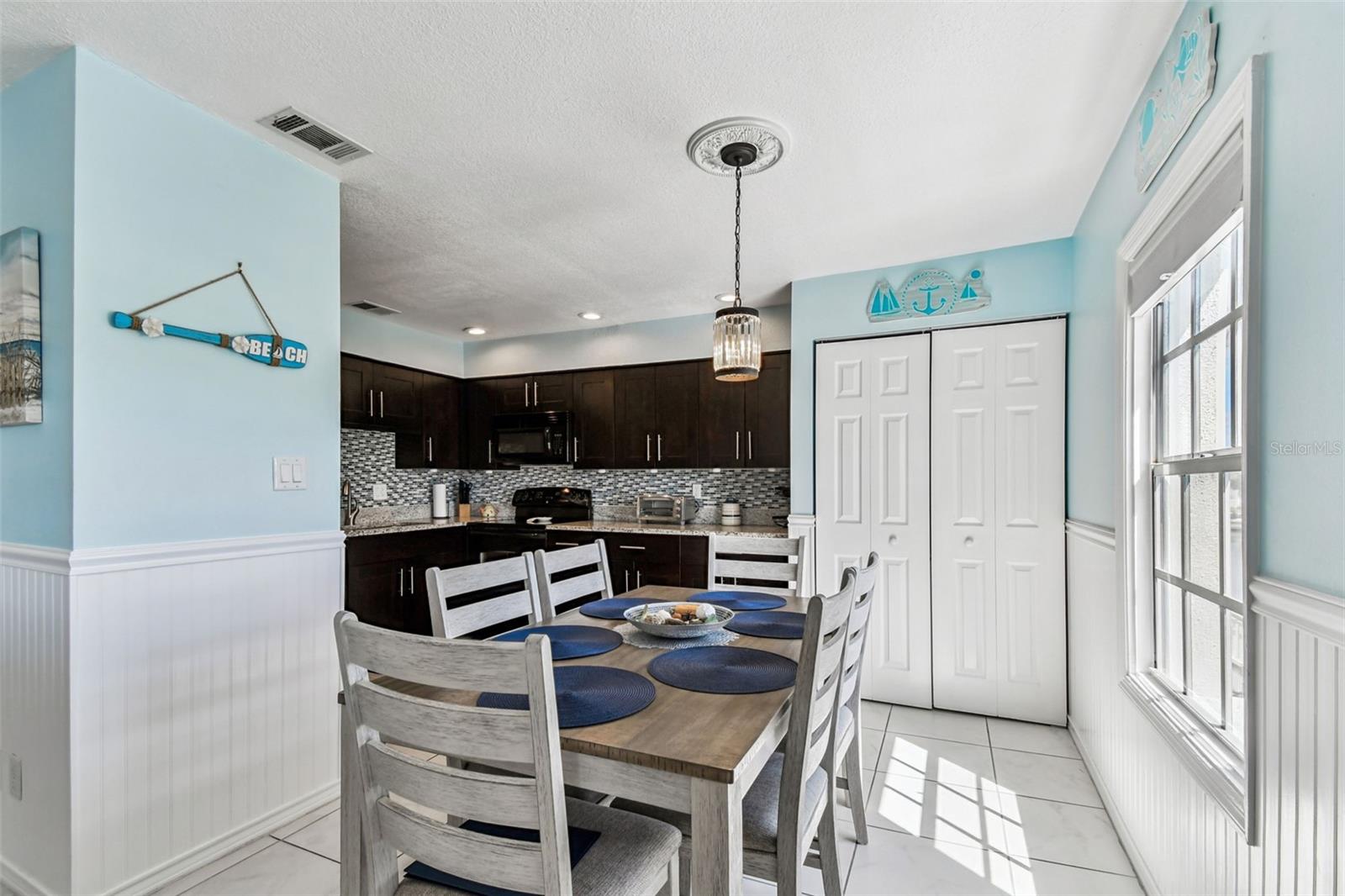 5116 Beach Unit D, St Petersburg, FL 33705