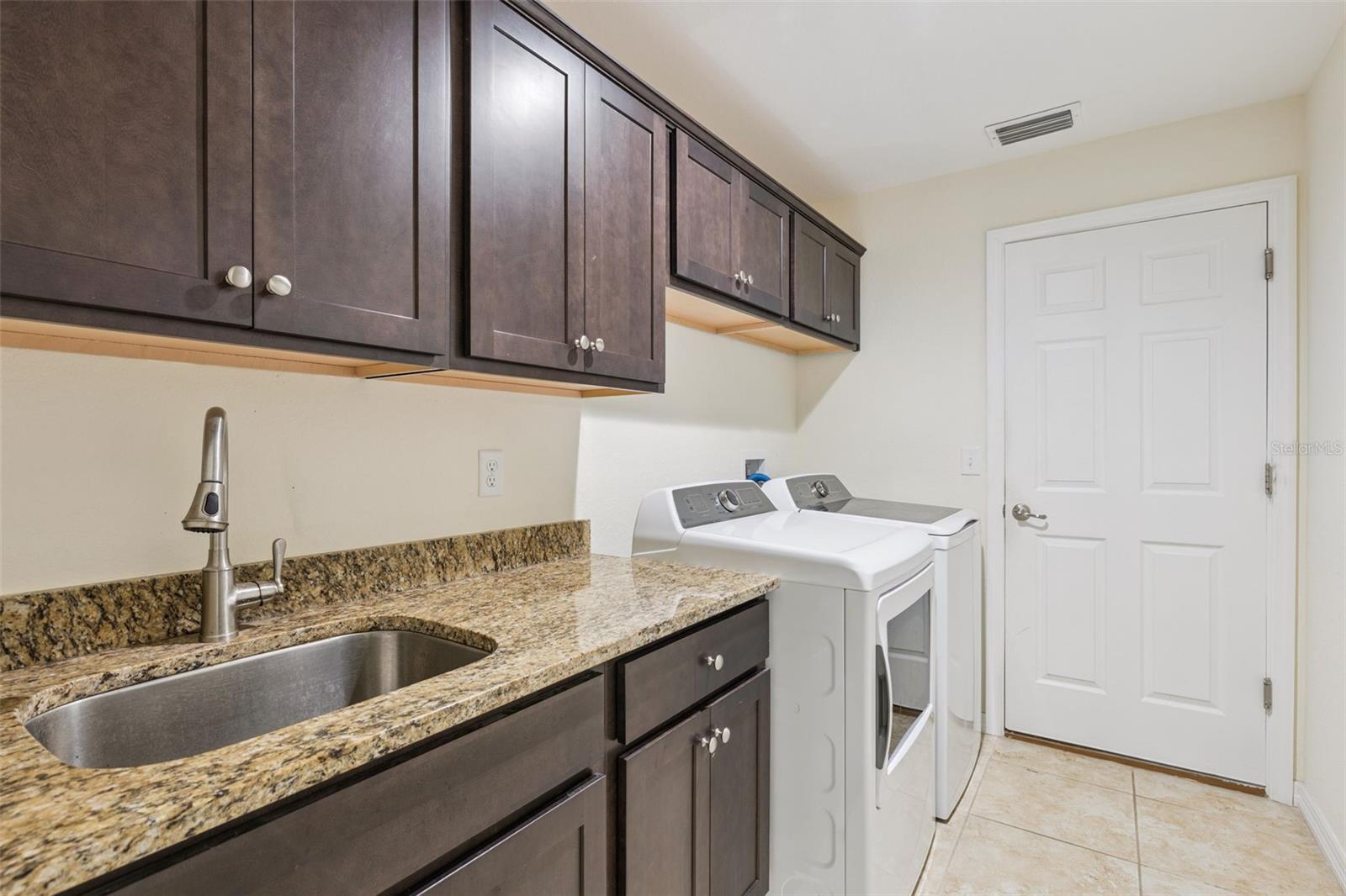 7042 122nd, Belleview, FL 34420