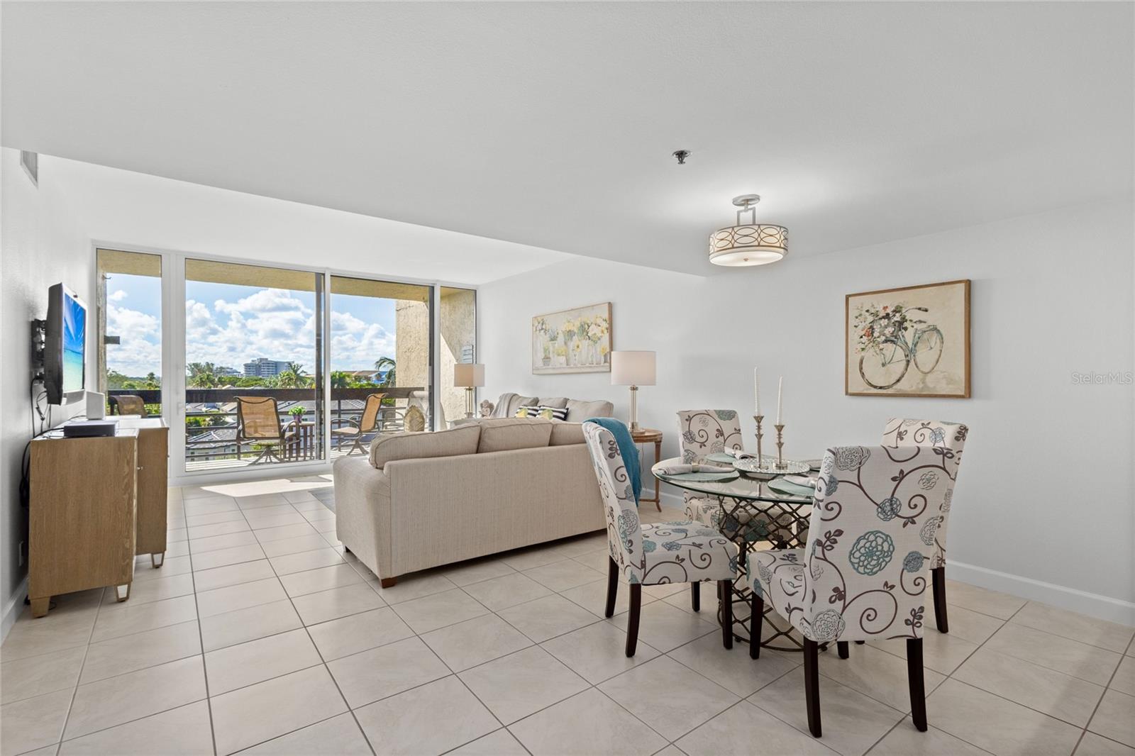 1065 Gulf of Mexico Unit 402, Longboat Key, FL 34228