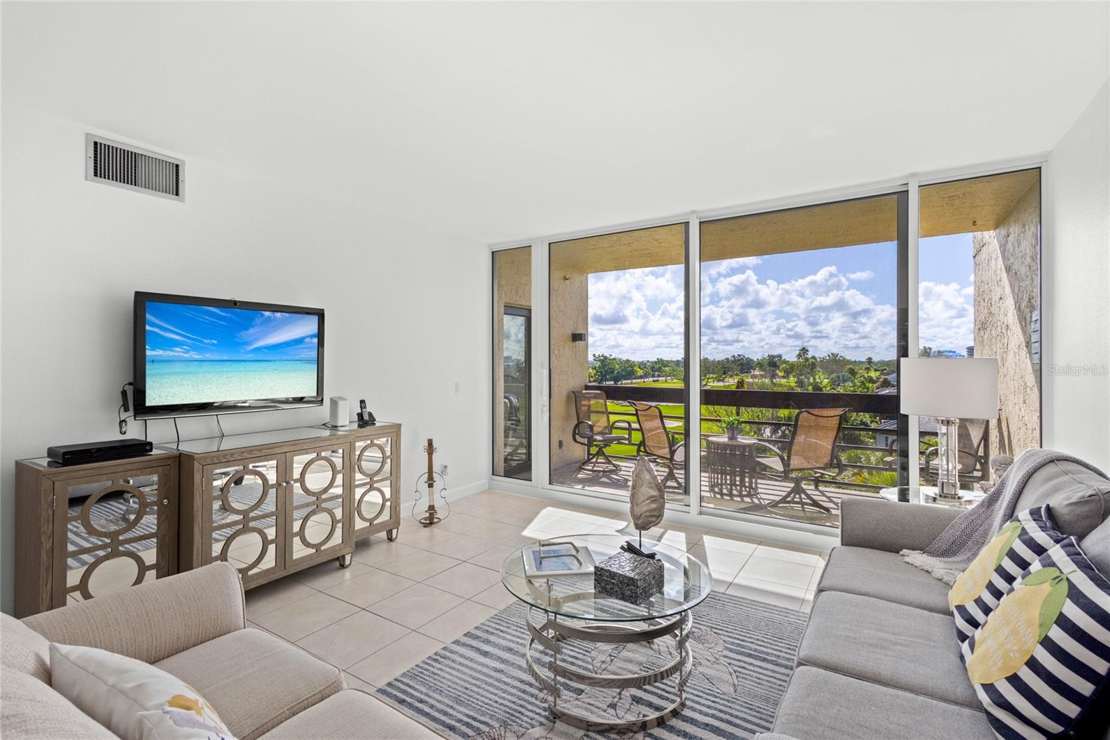 1065 Gulf of Mexico Unit 402, Longboat Key, FL 34228