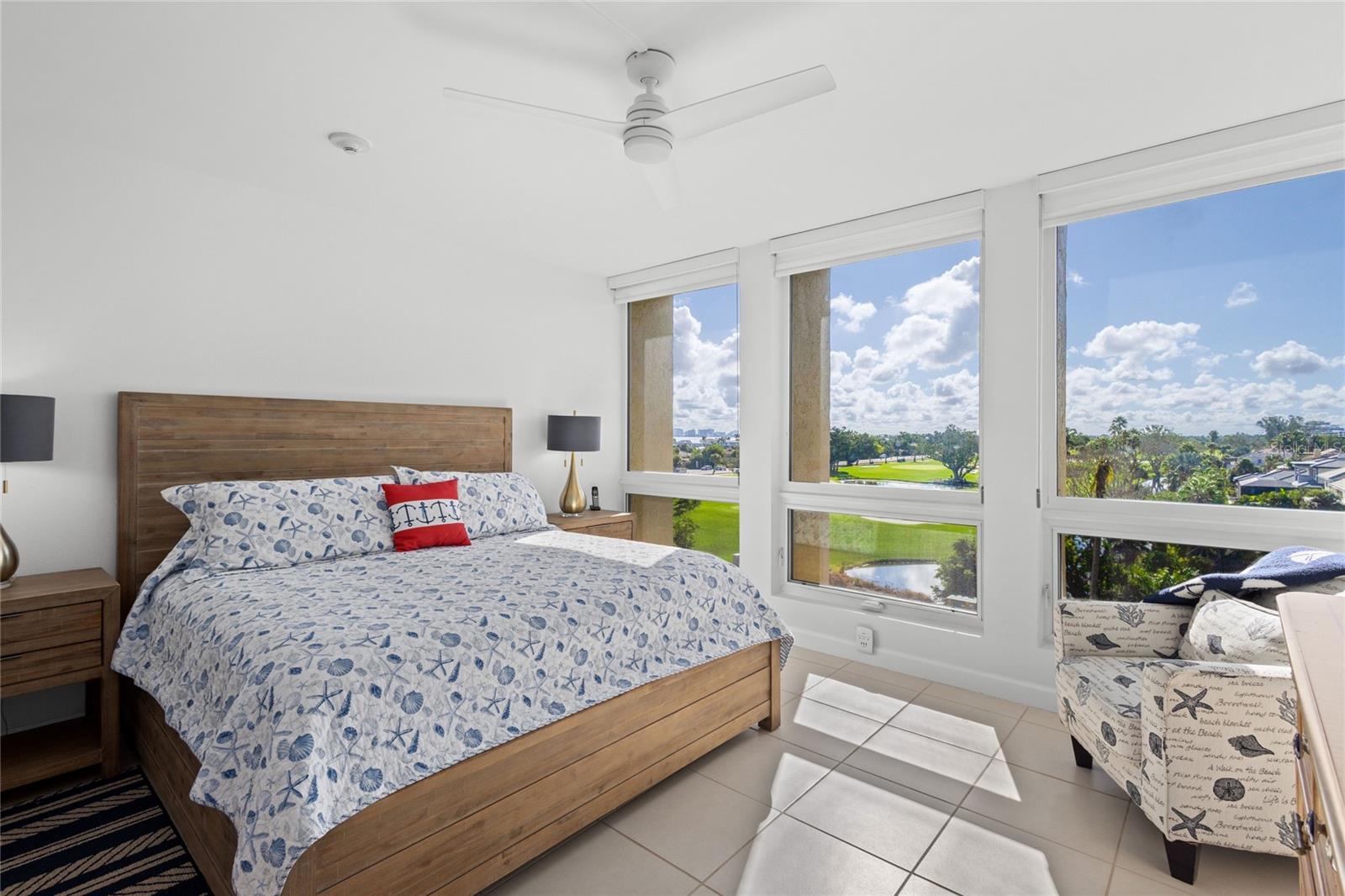 1065 Gulf of Mexico Unit 402, Longboat Key, FL 34228