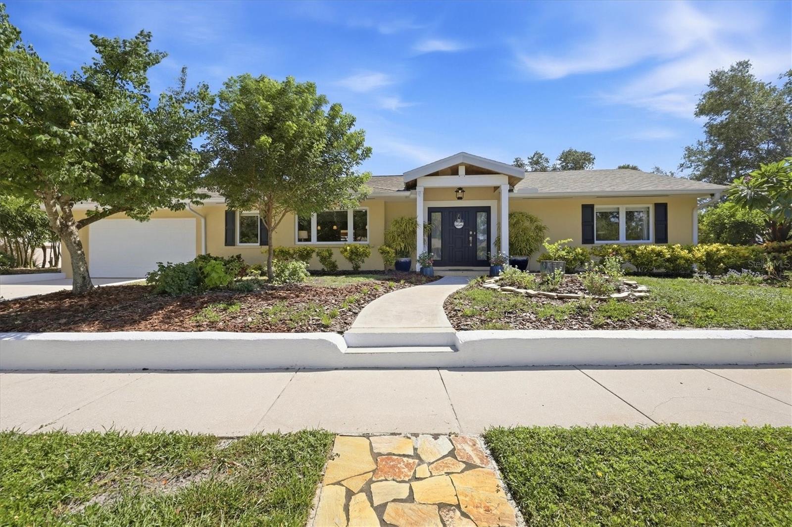942 Virginia, Sarasota, FL 34234