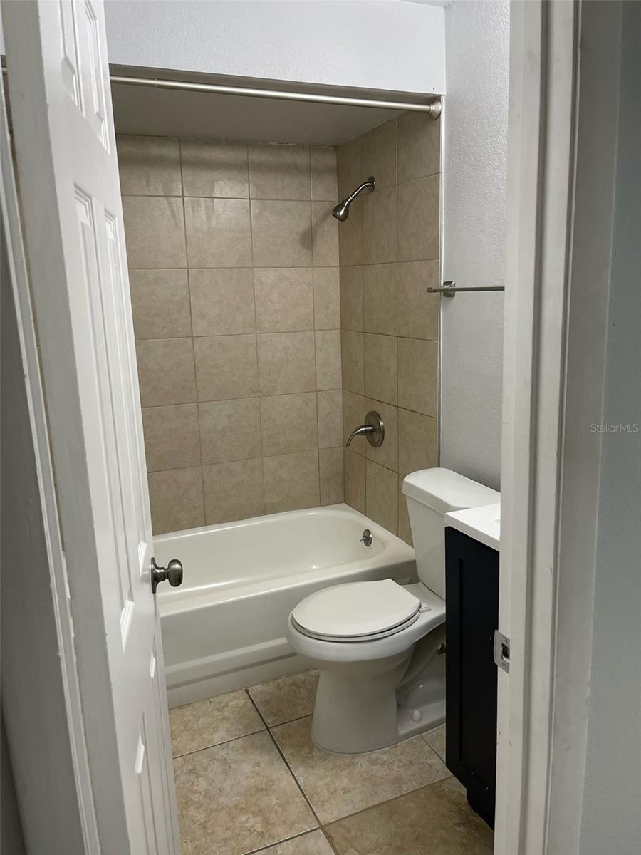 2401 Barley Club Unit Ge, Orlando, FL 32837