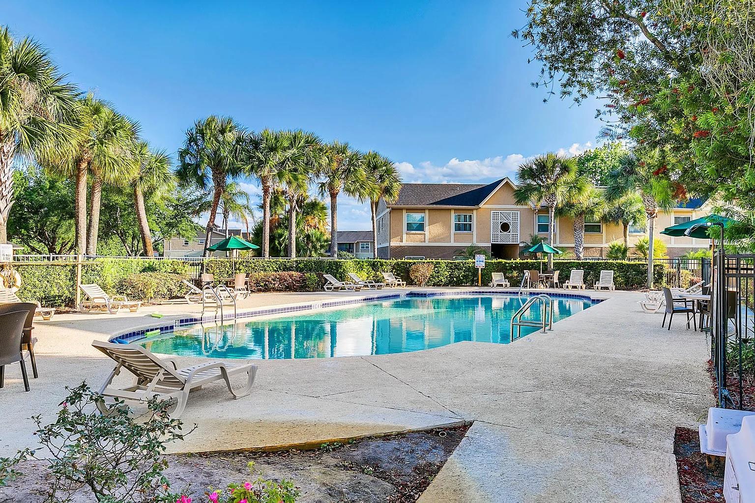 2401 Barley Club Unit Ge, Orlando, FL 32837