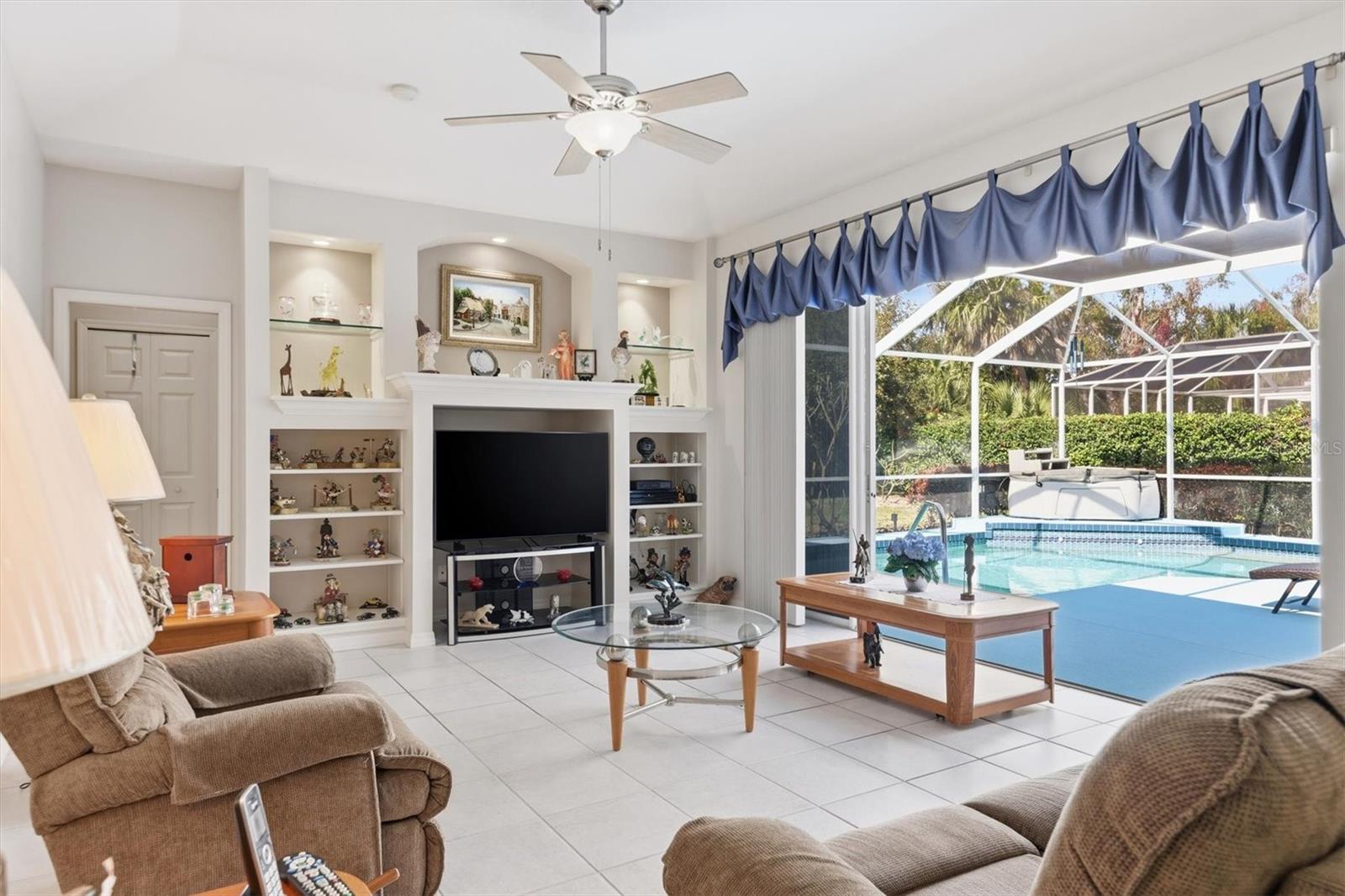 5608 Eastwind, Sarasota, FL 34233