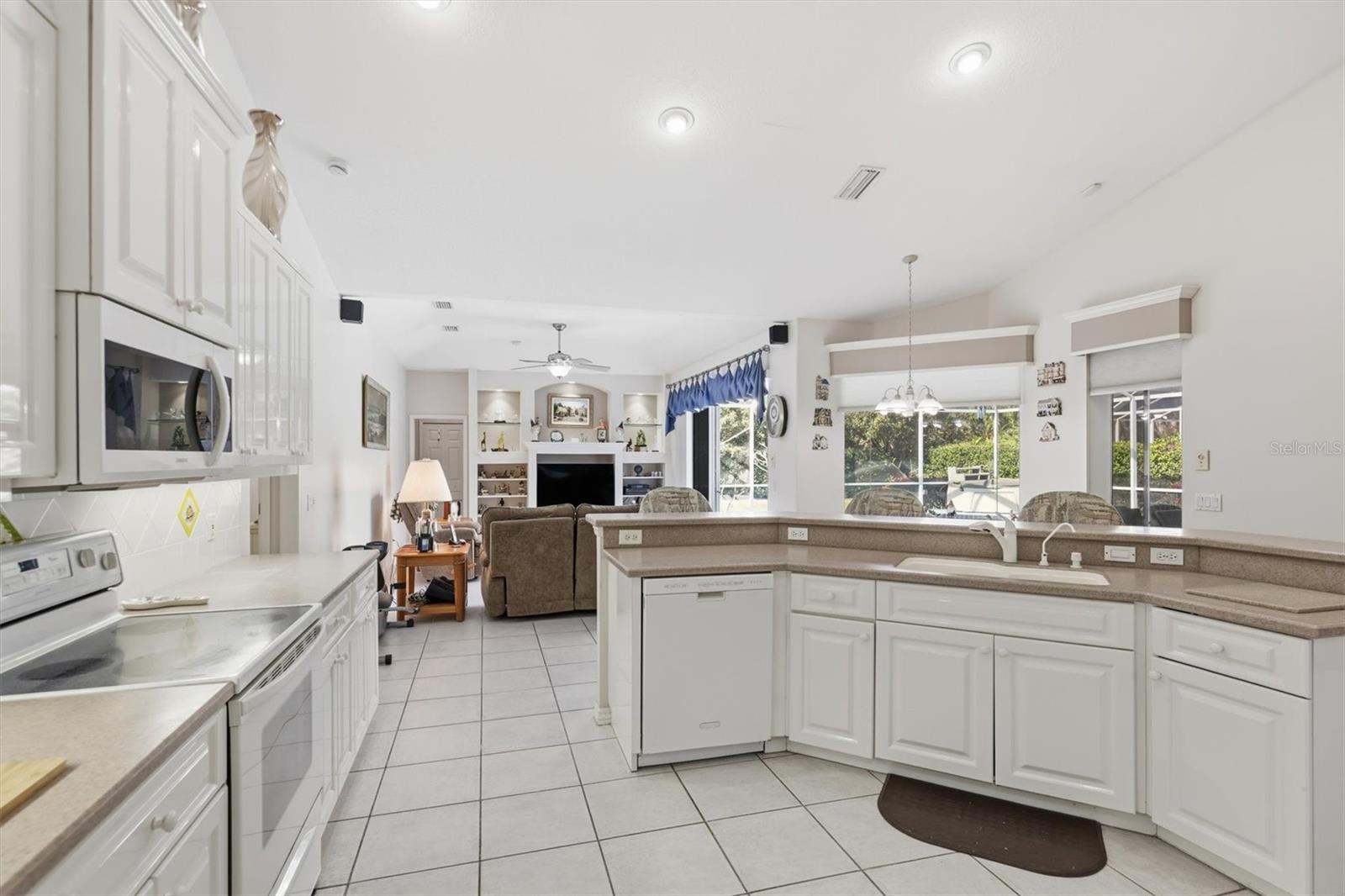 5608 Eastwind, Sarasota, FL 34233