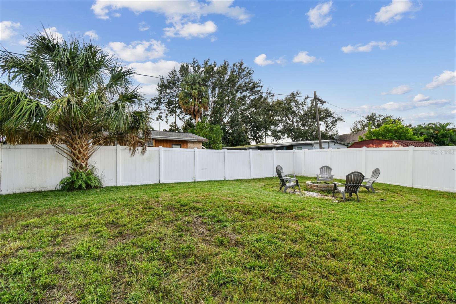 4722 Bay, Tampa, FL 33616