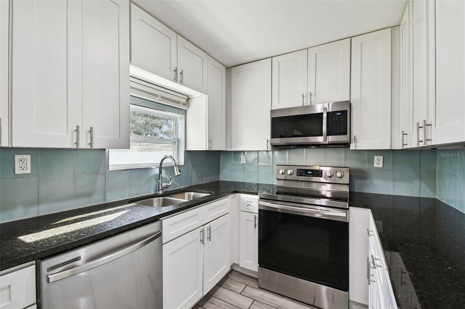 4722 Bay, Tampa, FL 33616