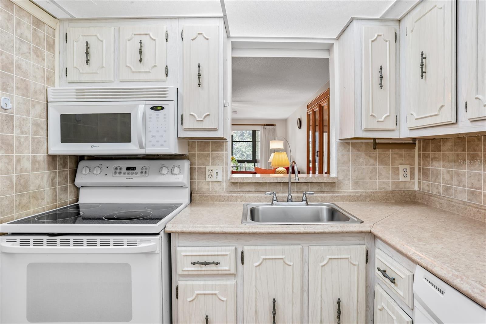 11485 Oakhurst Unit 200-306, Largo, FL 33774