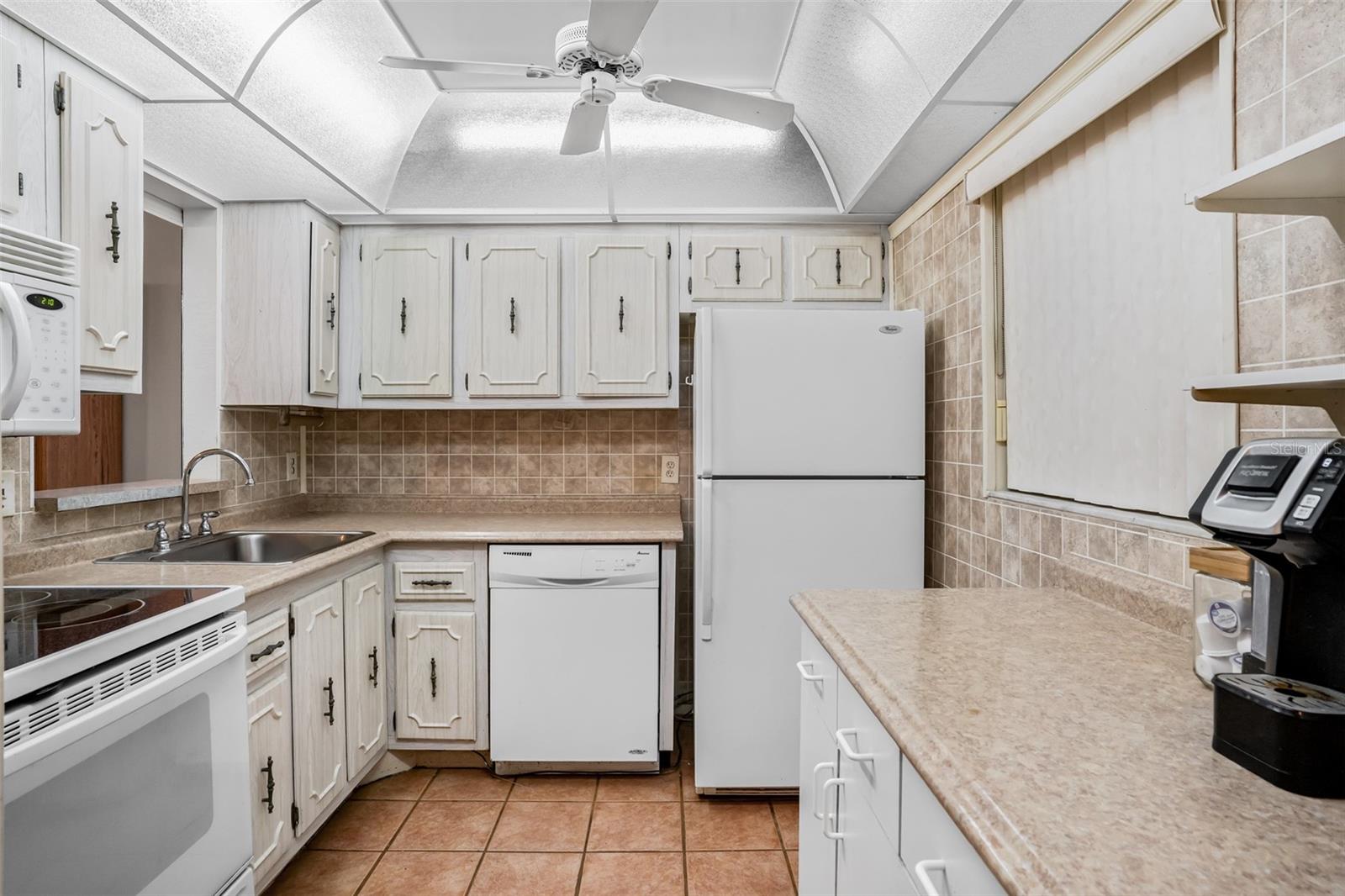 11485 Oakhurst Unit 200-306, Largo, FL 33774