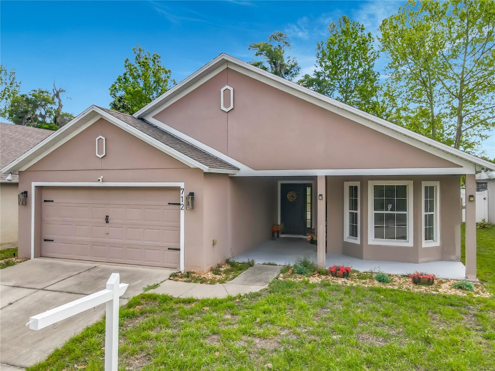 712 Spring Cavern, Orange City, FL 32763